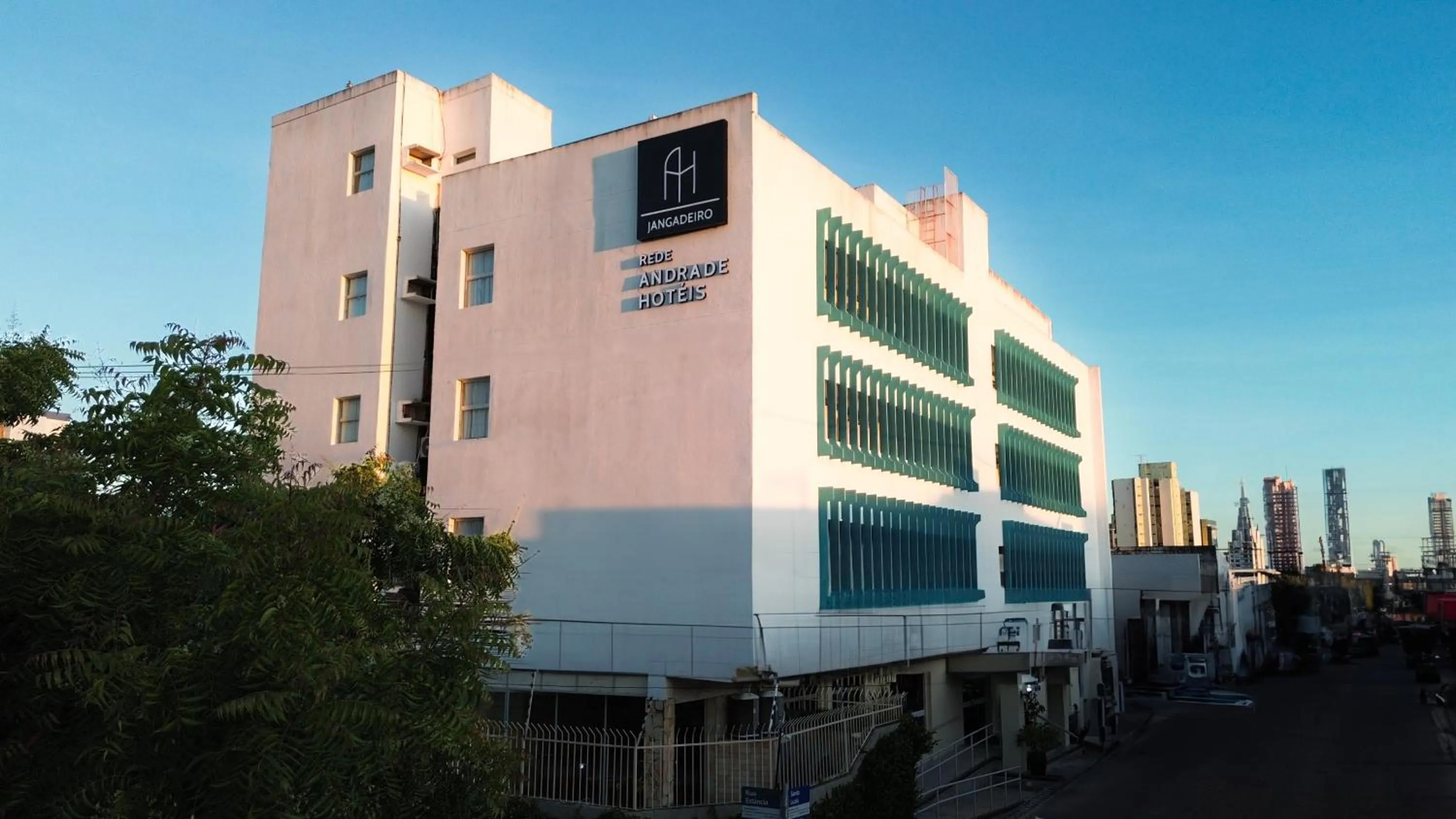 Facade/entrance in Rede Andrade Jangadeiro