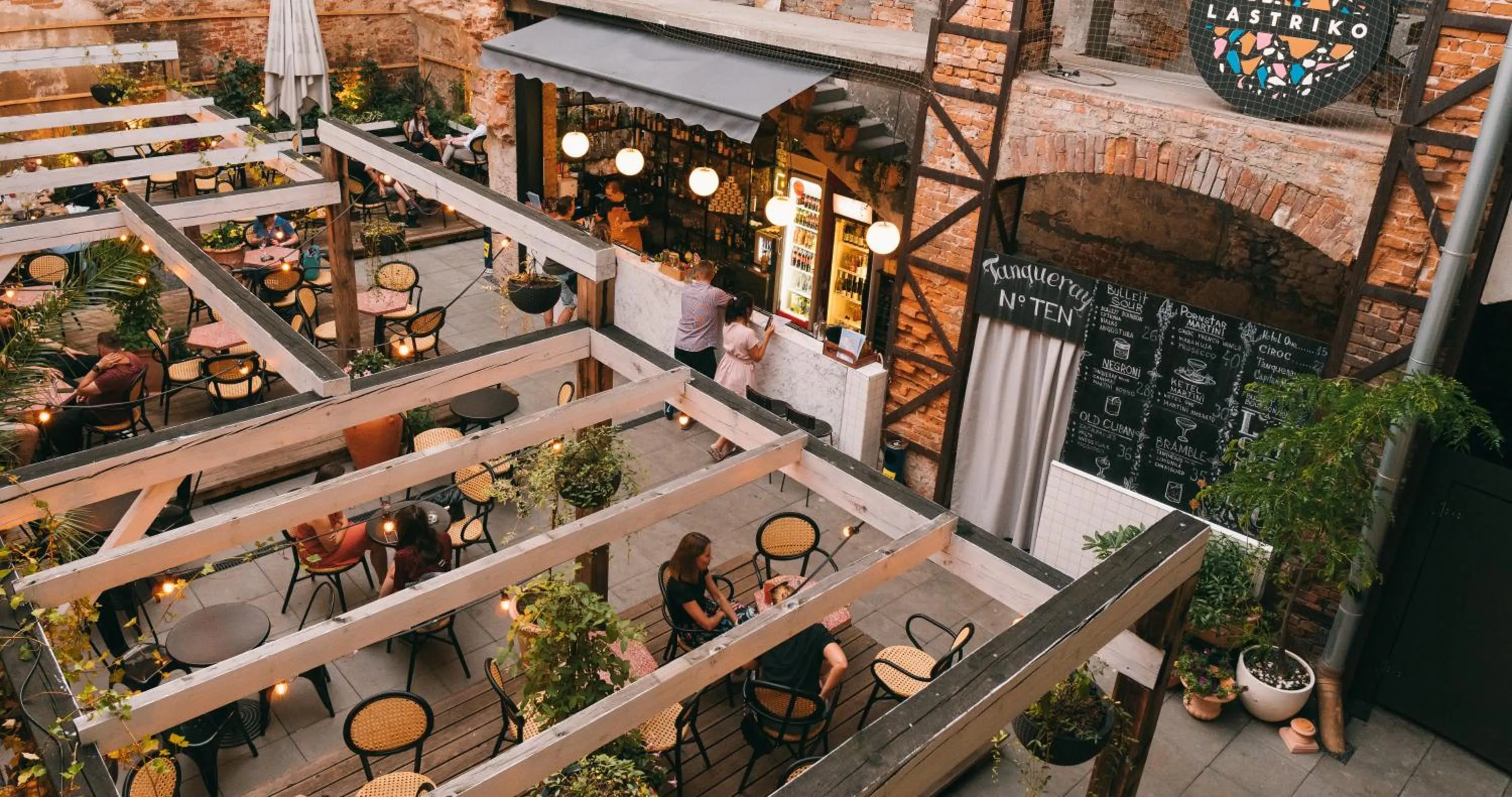 Garden in Draggo House Rooms - Old Town