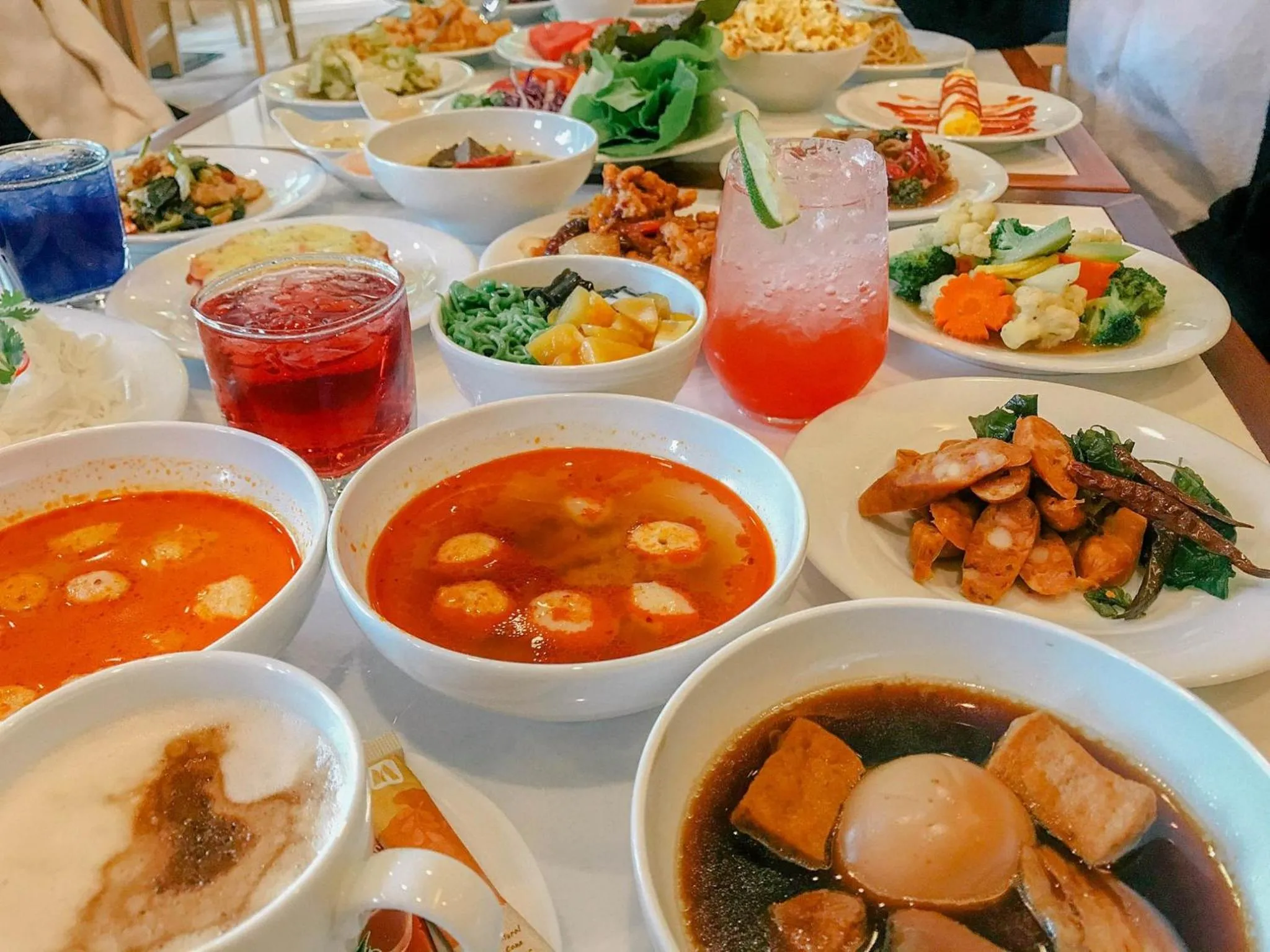 Food in Civilize Hotel