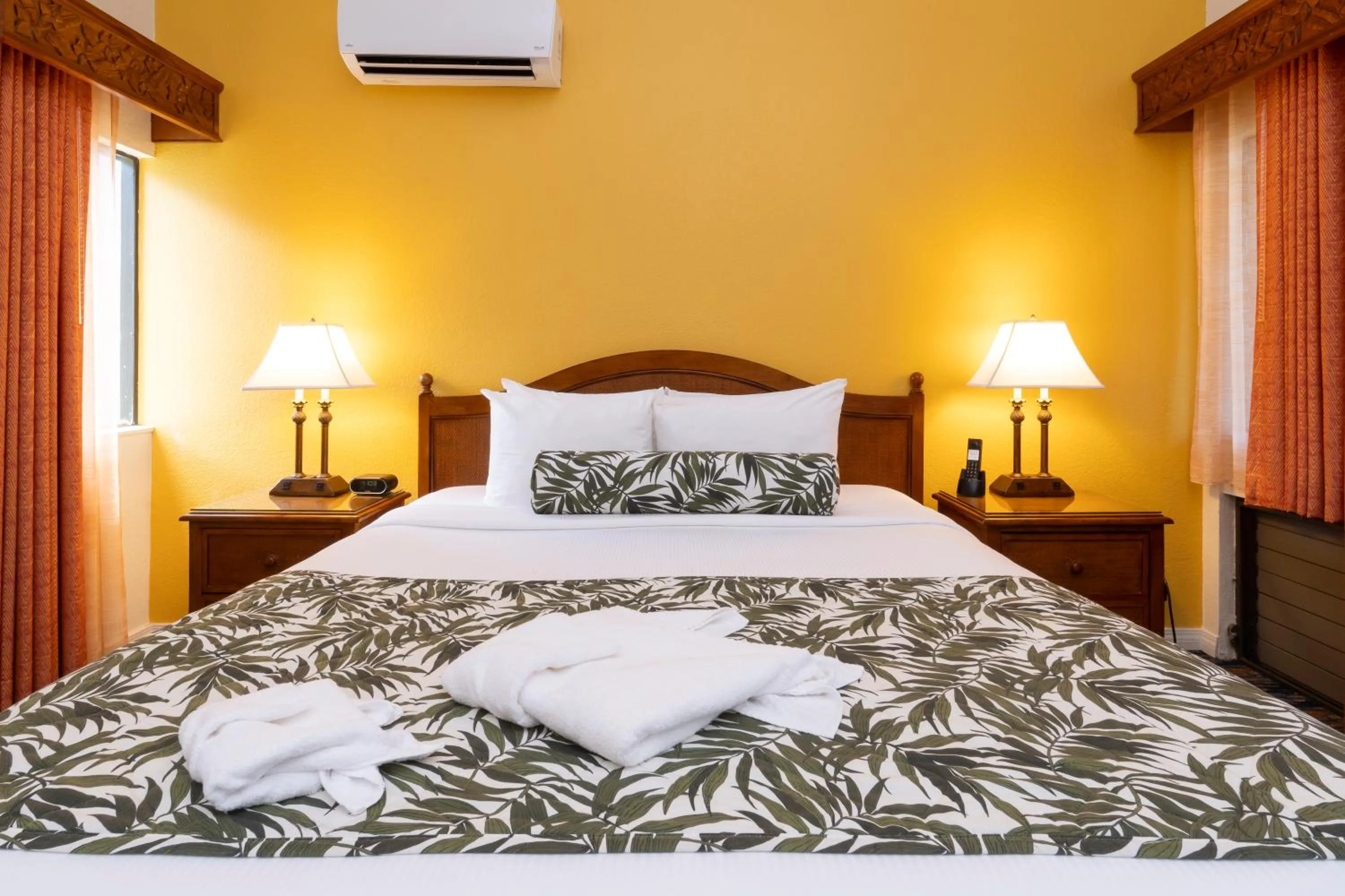 Bedroom, Bed in Makai Club Resort