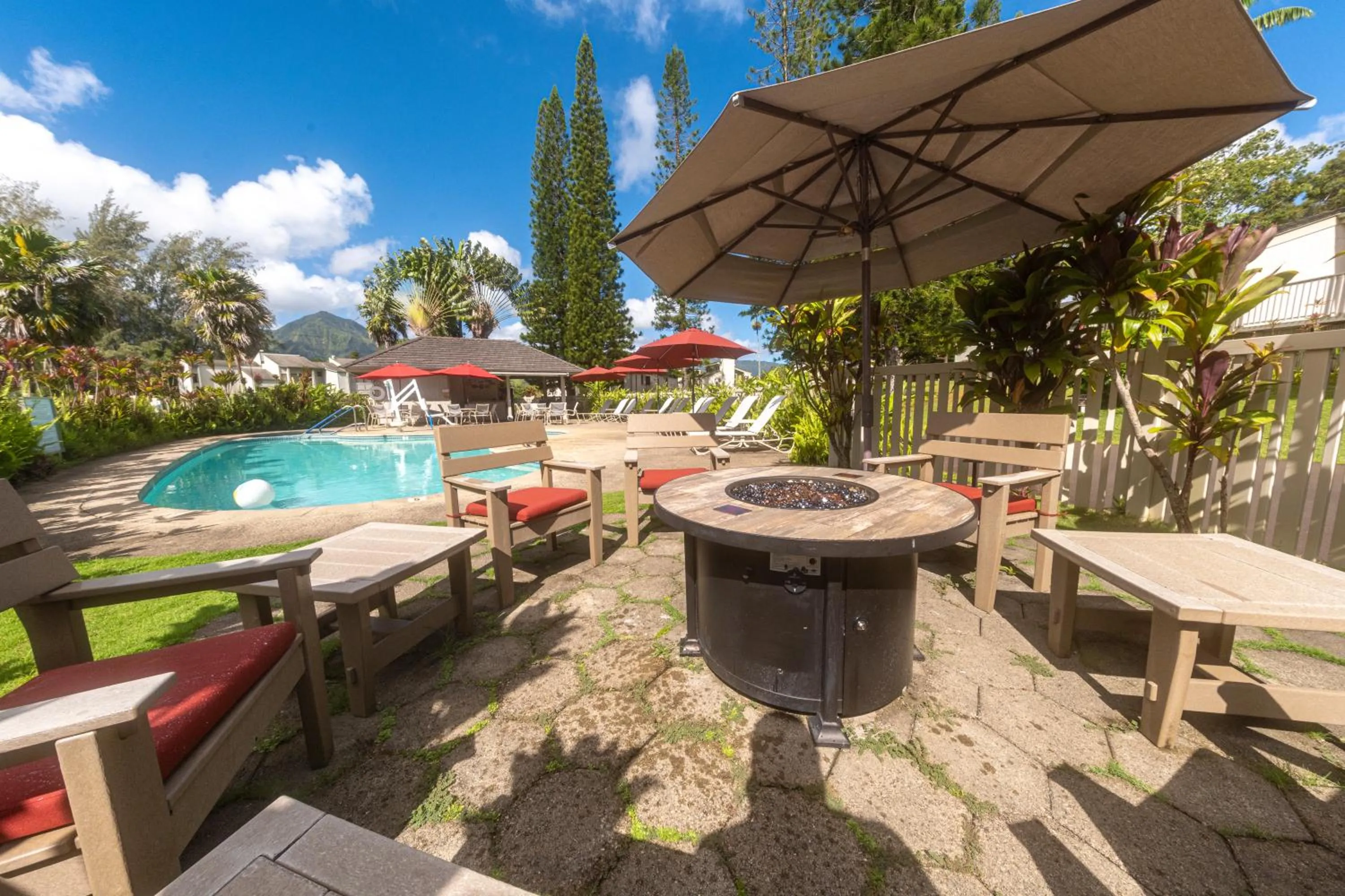Pool view in Makai Club Resort