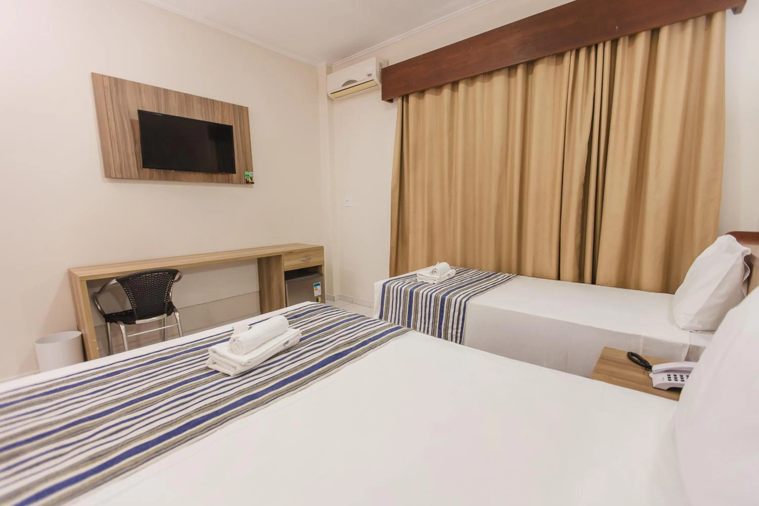 Bedroom, Bed in Hotel Nacional Inn Araçatuba