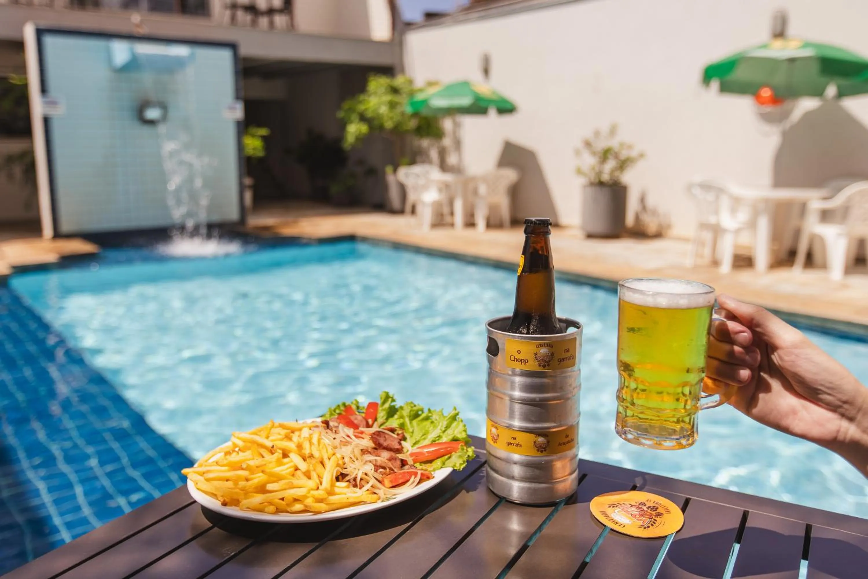 Pool view in Hotel Nacional Inn Araçatuba