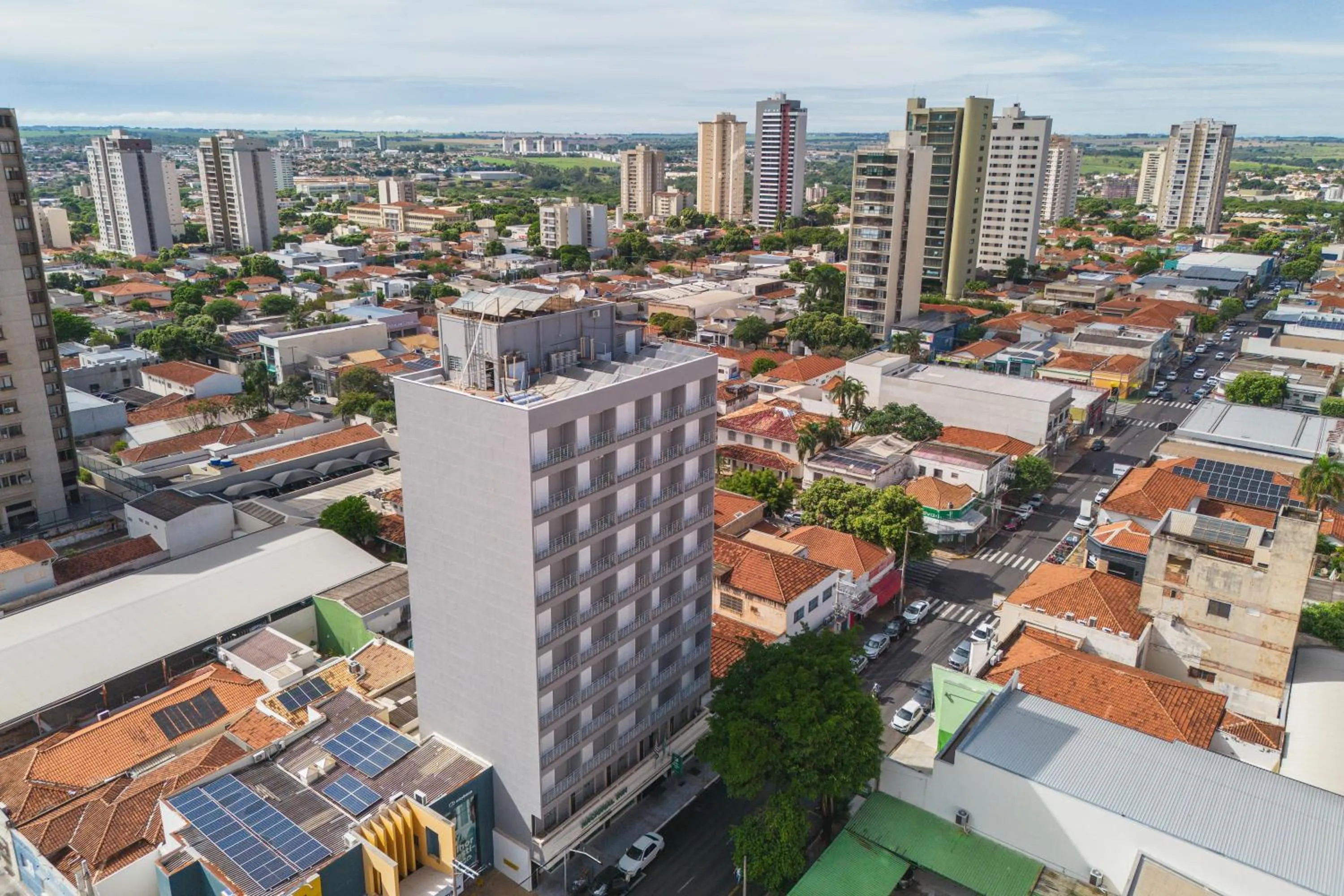 Facade/entrance in Hotel Nacional Inn Araçatuba