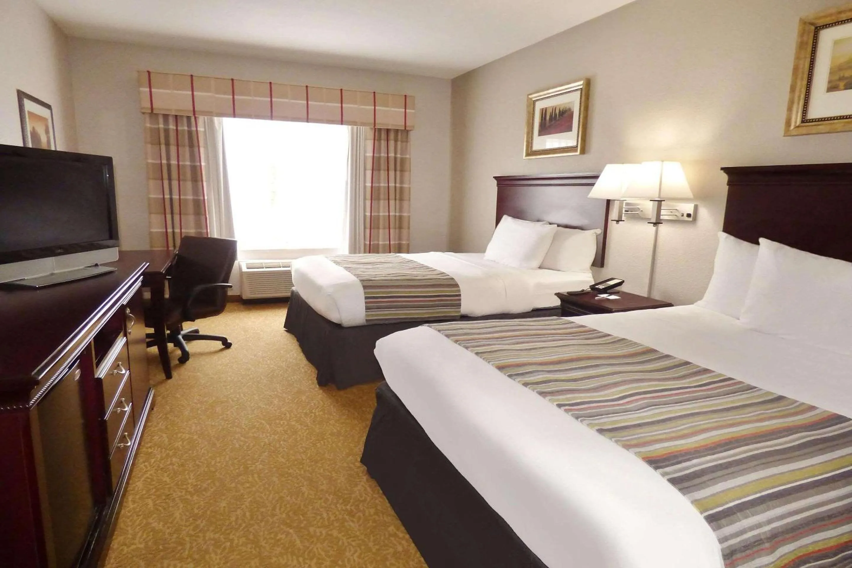 Bedroom, Bed in Country Inn & Suites by Radisson, Pensacola West, FL