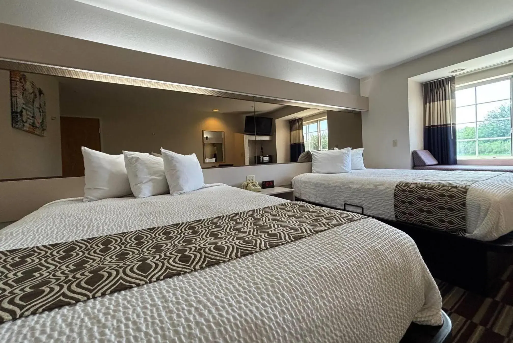 Queen Room with Two Queen Beds - Disability Access in Microtel Inn by Wyndham Champaign Queen Room with Two Queen Beds - Disability Access in Microtel Inn by Wyndham Champaign