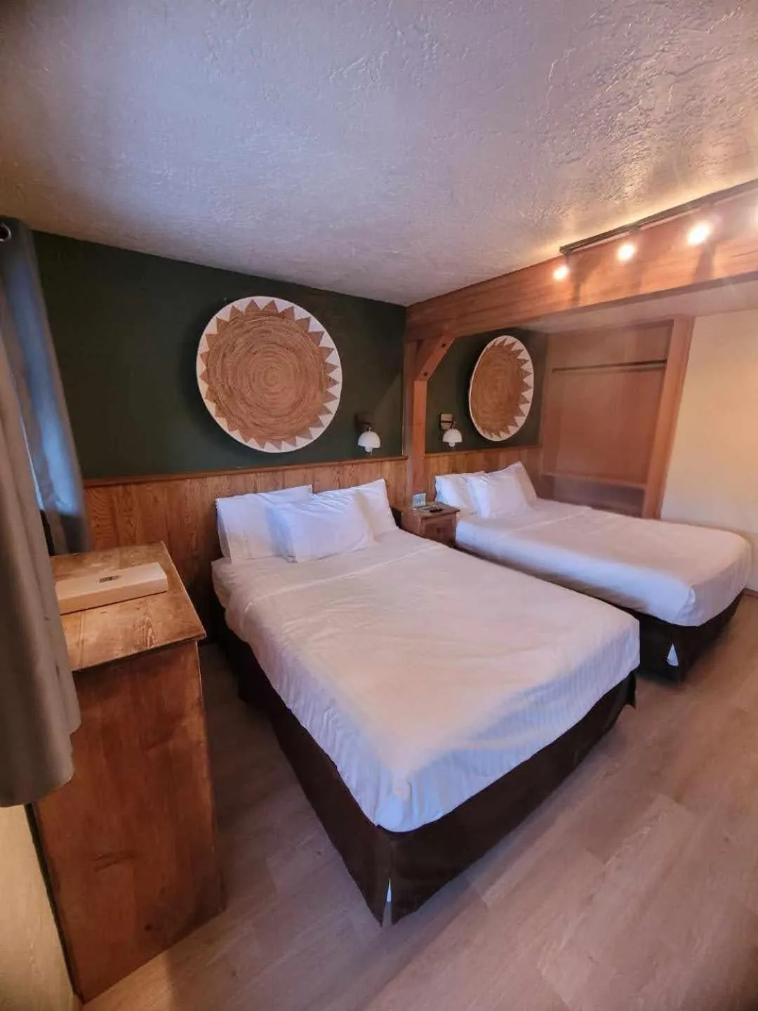 Bedroom, Bed in The Spruce Lodge