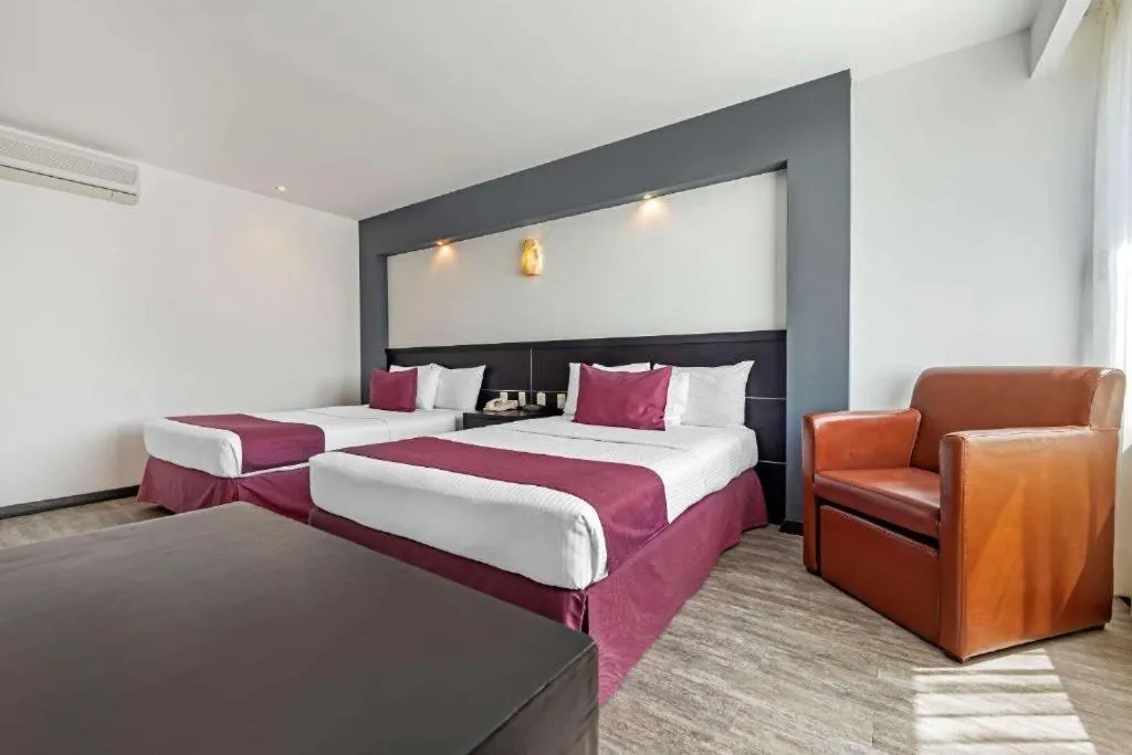 Bed in Comfort Inn Morelia