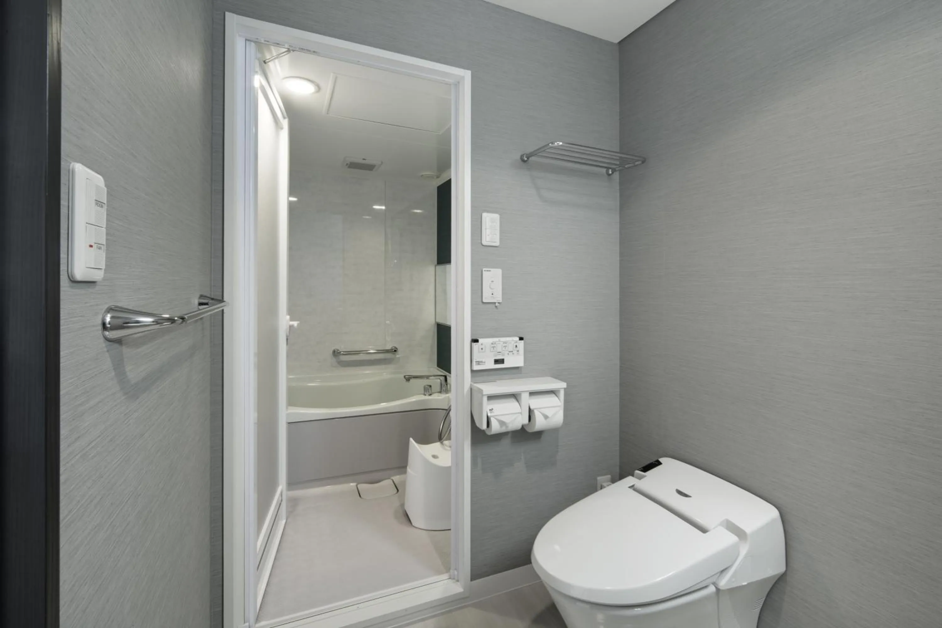 Bathroom in Grand Park Hotel Panex Tokyo