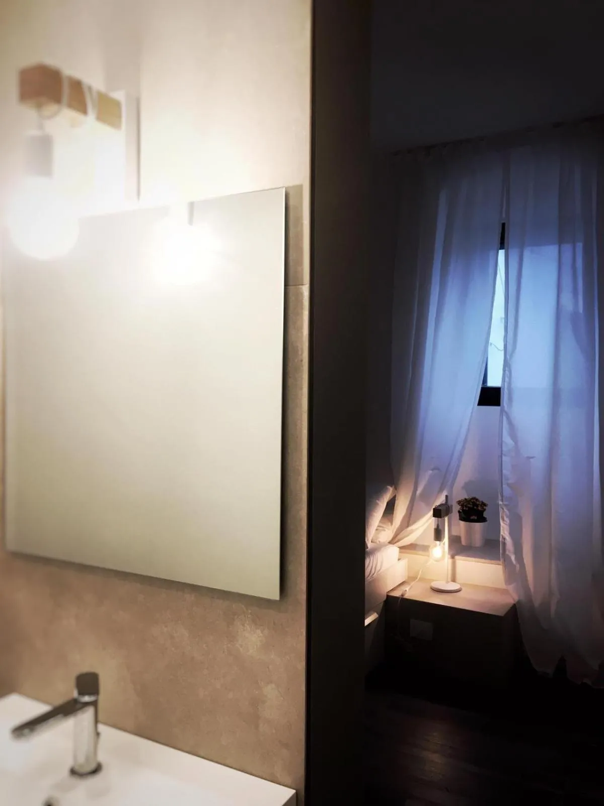 Bathroom in L'ArChasetta Historic Apartments