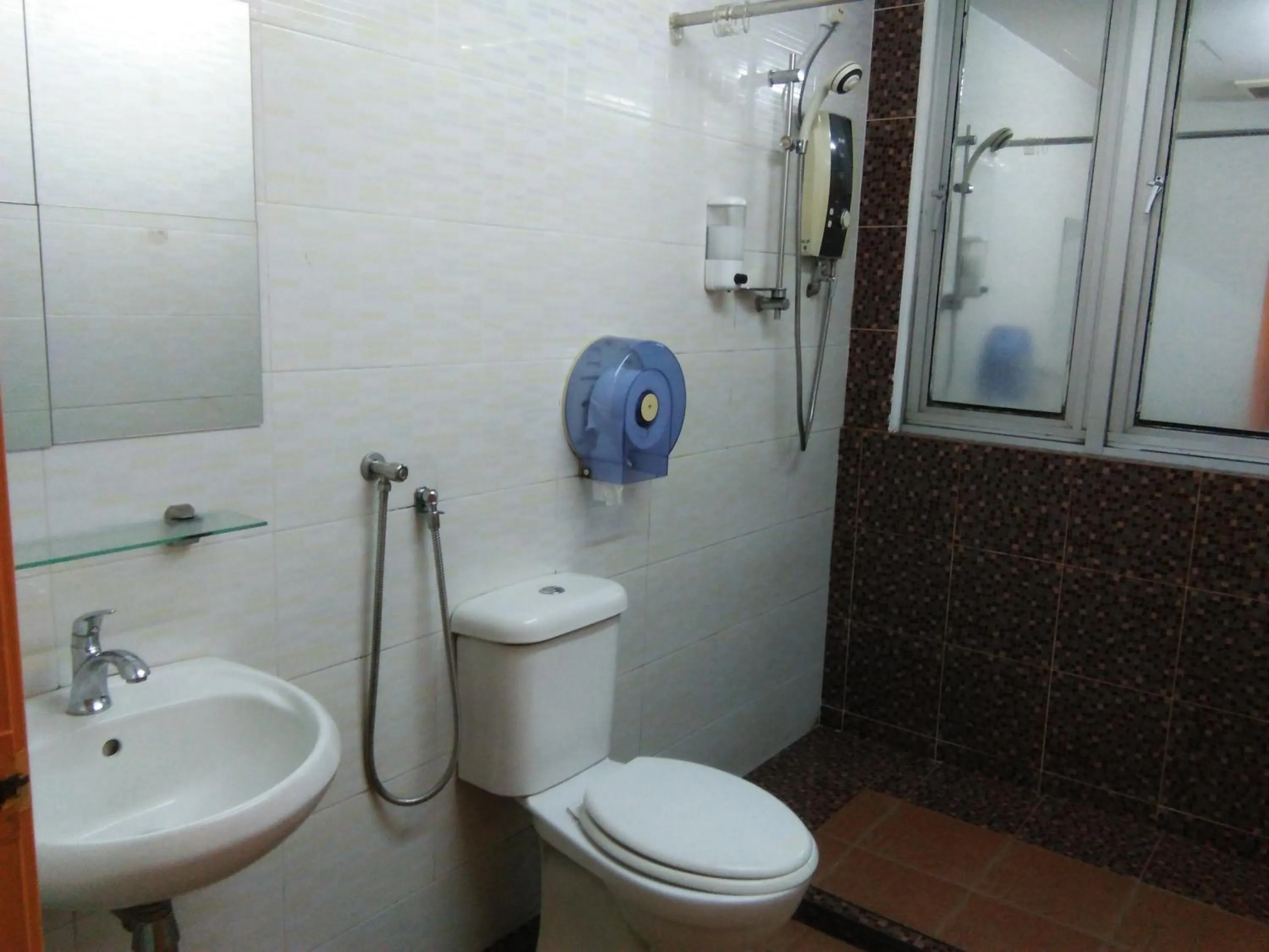 Bathroom in Hotel Abby IGB Tasek