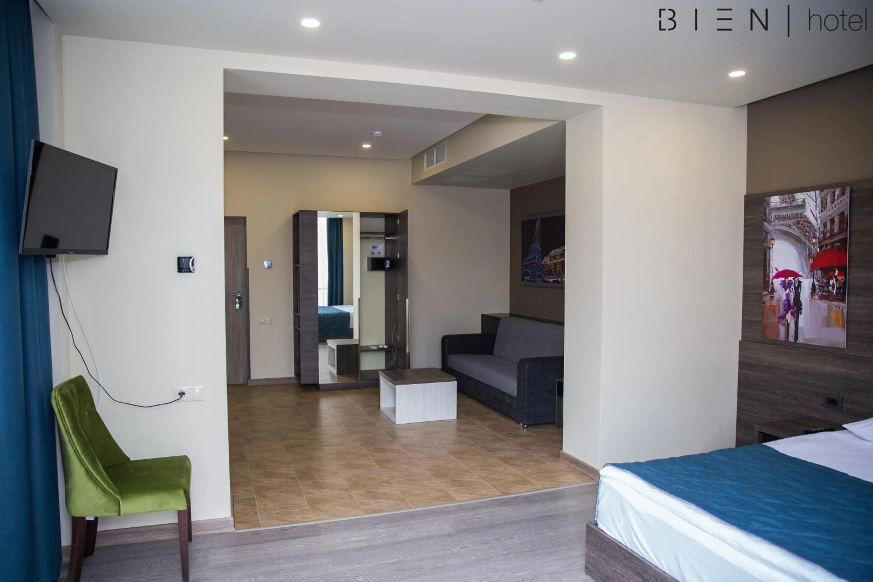 Day, Bed in Bien hotel