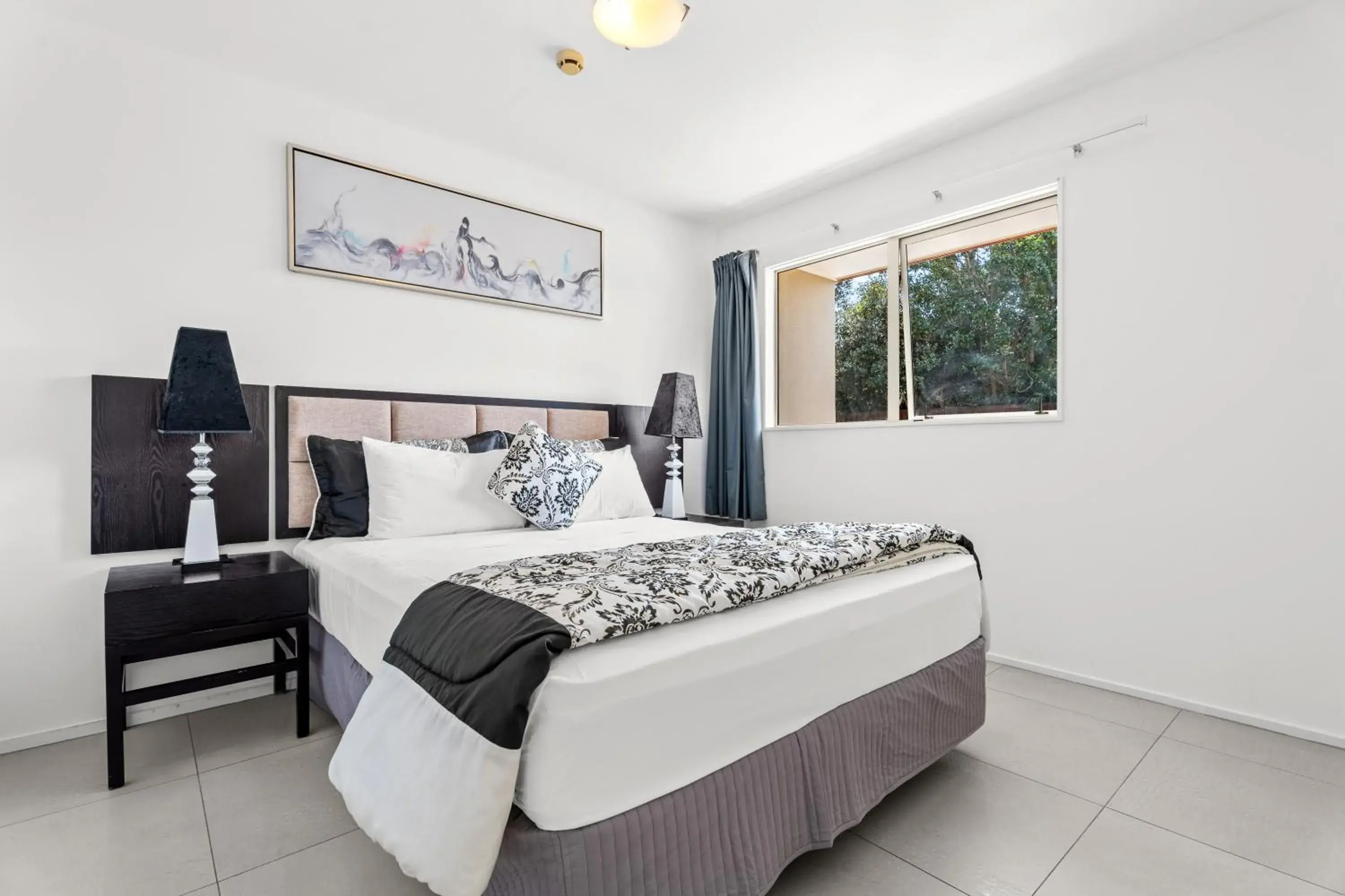 Bedroom, Bed in Avondale Motor Inn Bedroom, Bed in Avondale Motor Inn