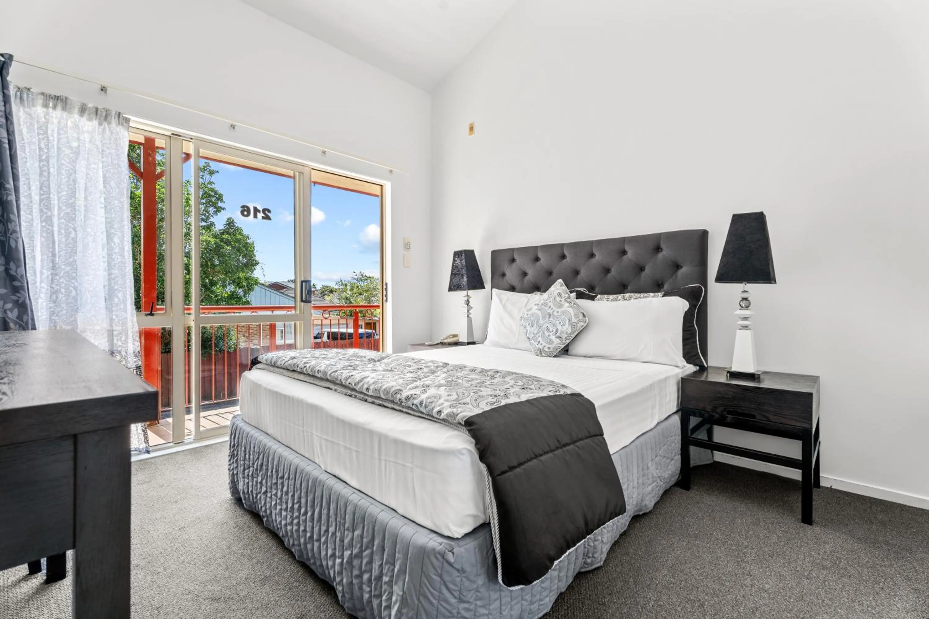 Bedroom, Bed in Avondale Motor Inn