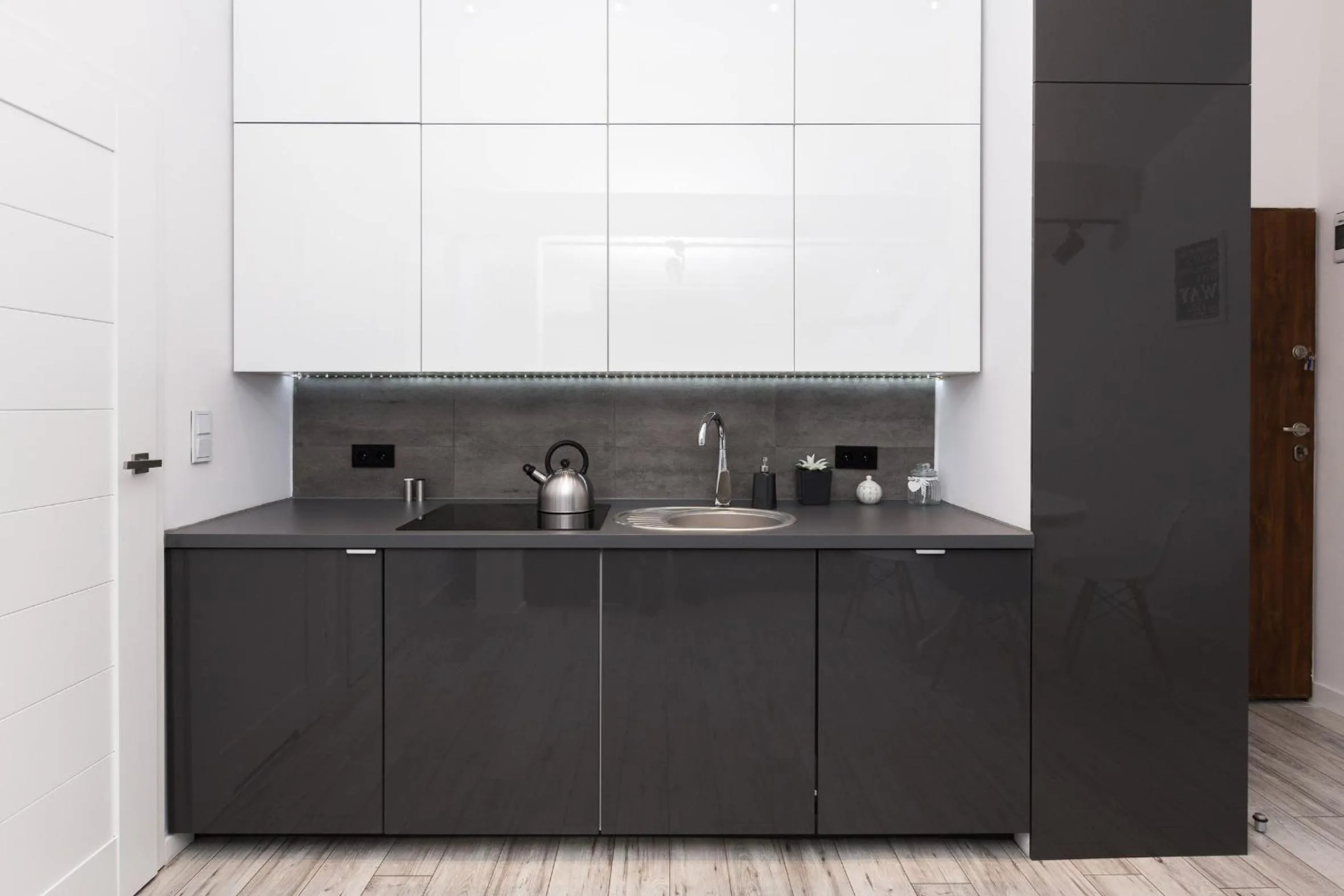 Kitchen or kitchenette in DIETLA 99 APARTMENTS - IDEAL LOCATION - in the heart of Krakow