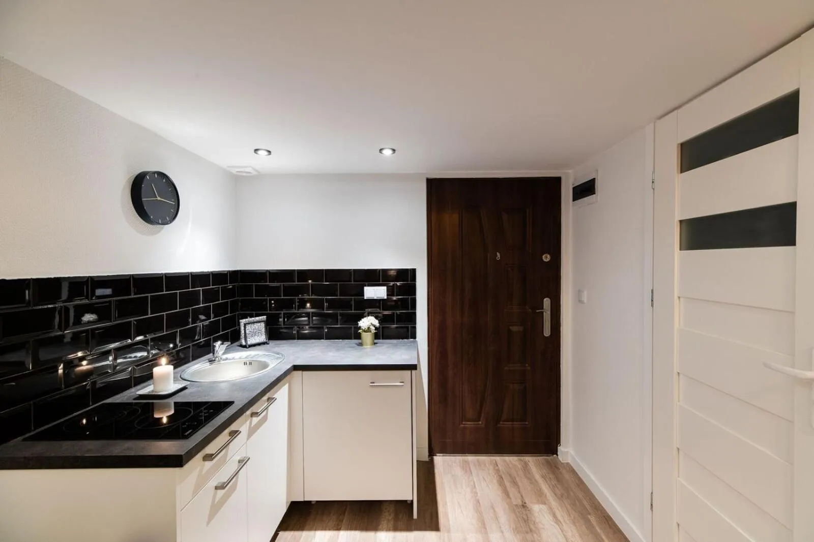 Kitchen or kitchenette in DIETLA 99 APARTMENTS - IDEAL LOCATION - in the heart of Krakow