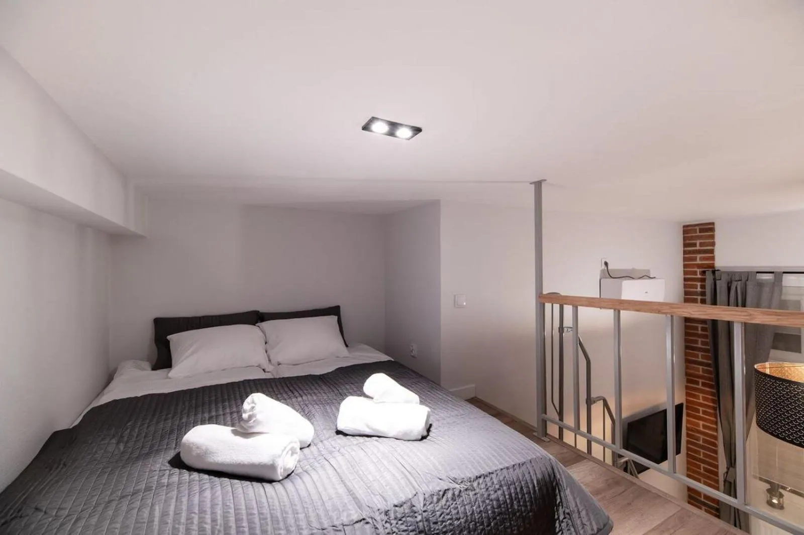 Bed in DIETLA 99 APARTMENTS - IDEAL LOCATION - in the heart of Krakow