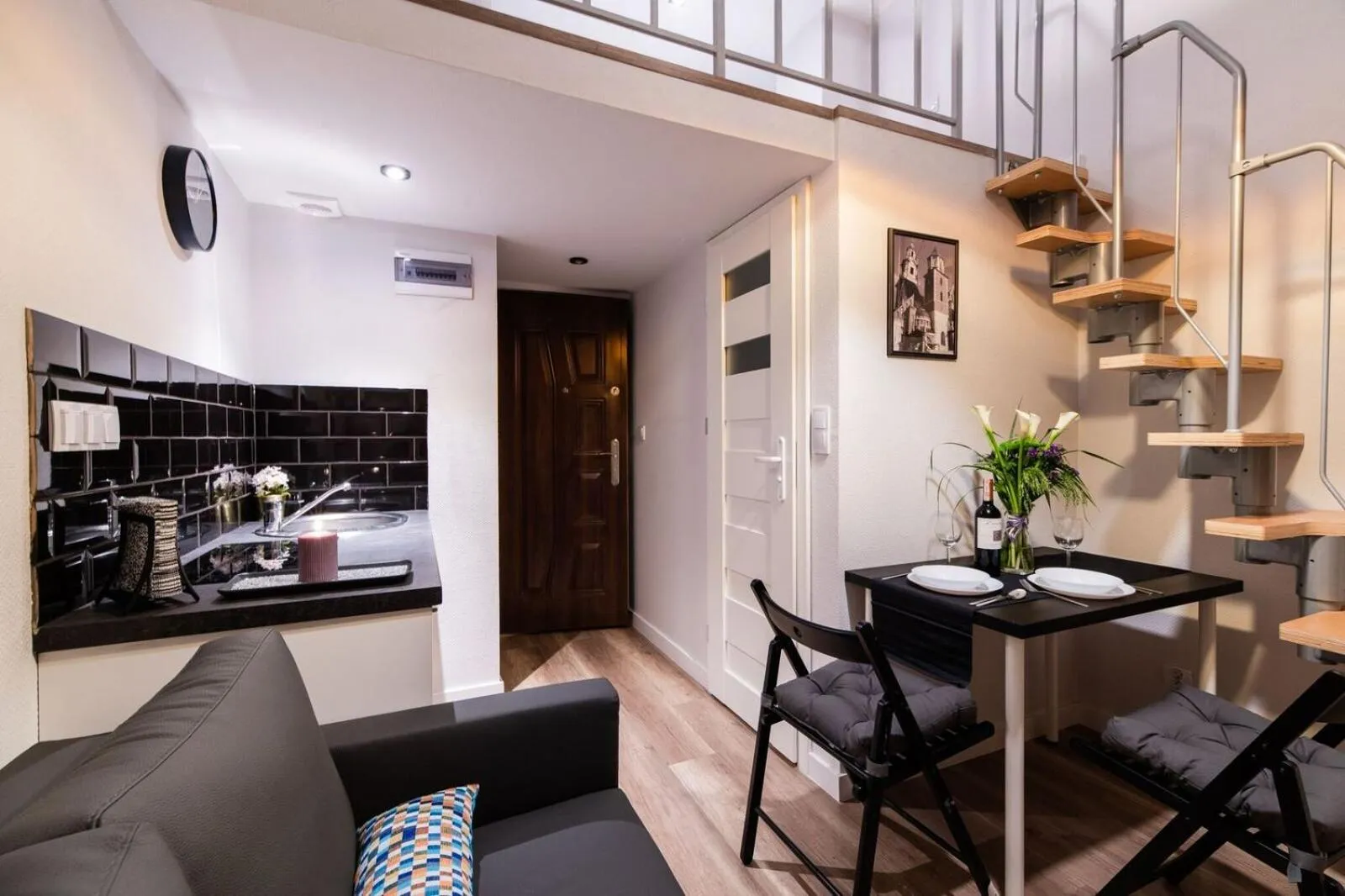 Photo of the whole room in DIETLA 99 APARTMENTS - IDEAL LOCATION - in the heart of Krakow