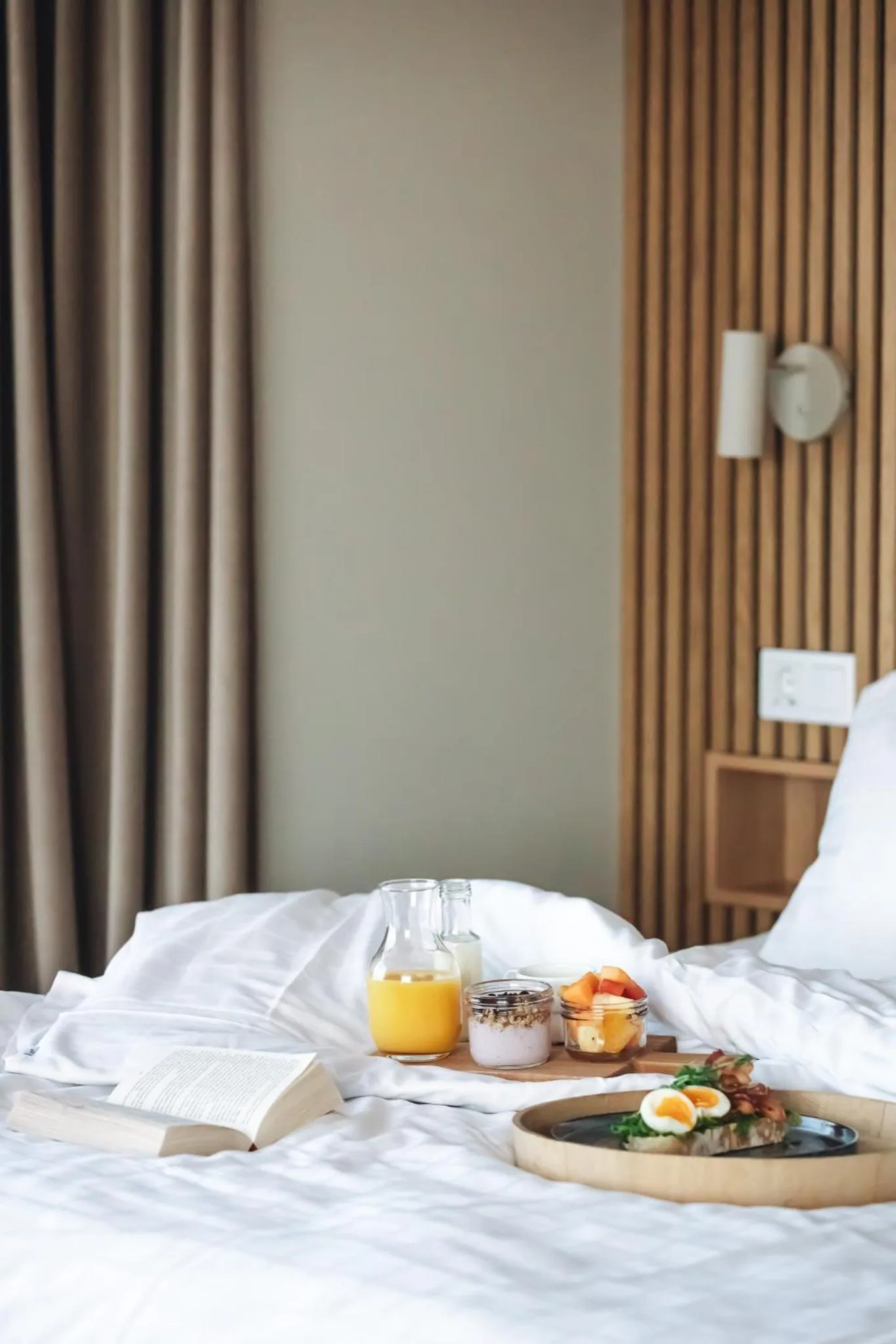 Breakfast, Bed in Medlefors Hotell & Konferens