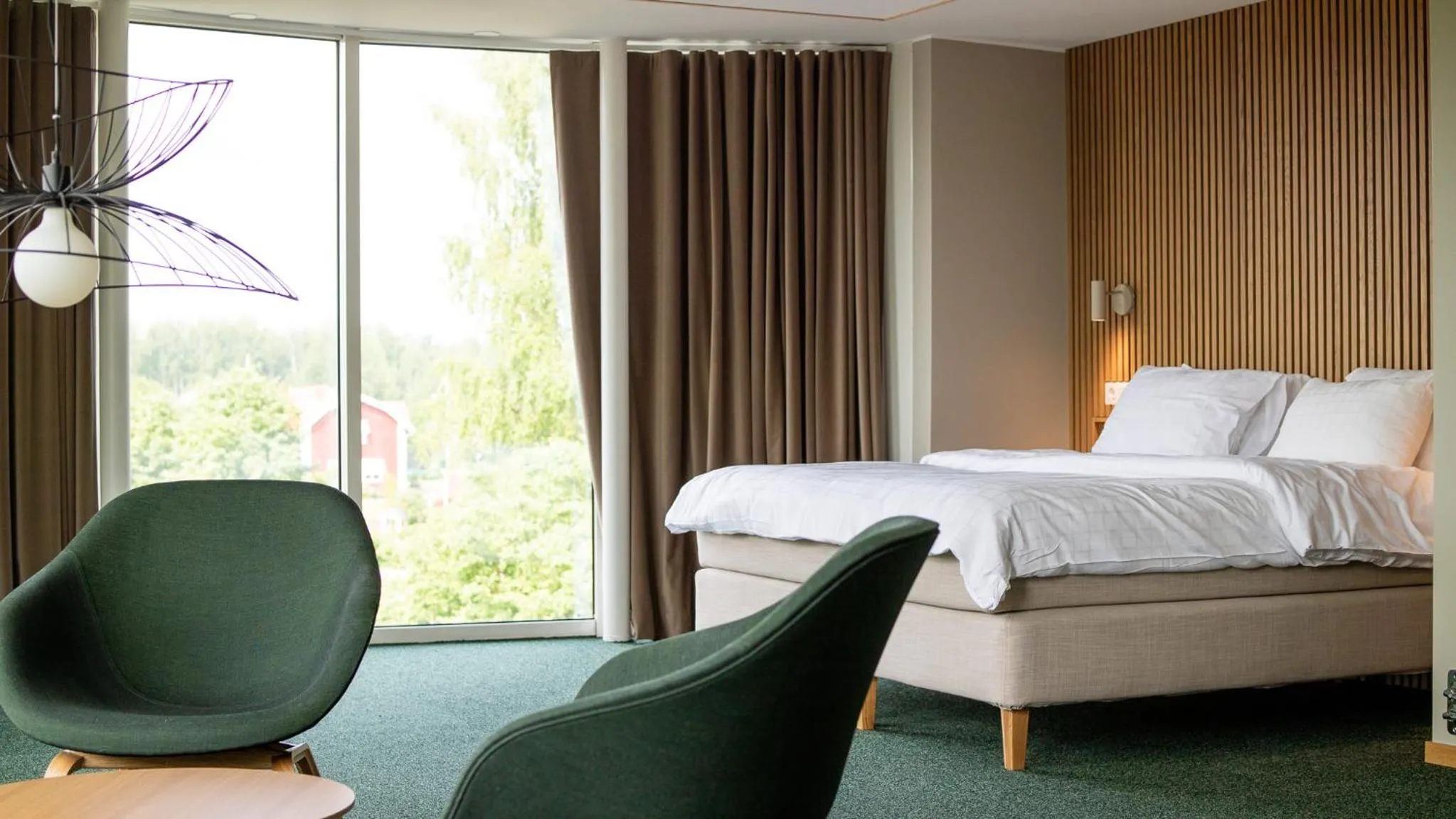 Property building, Bed in Medlefors Hotell & Konferens