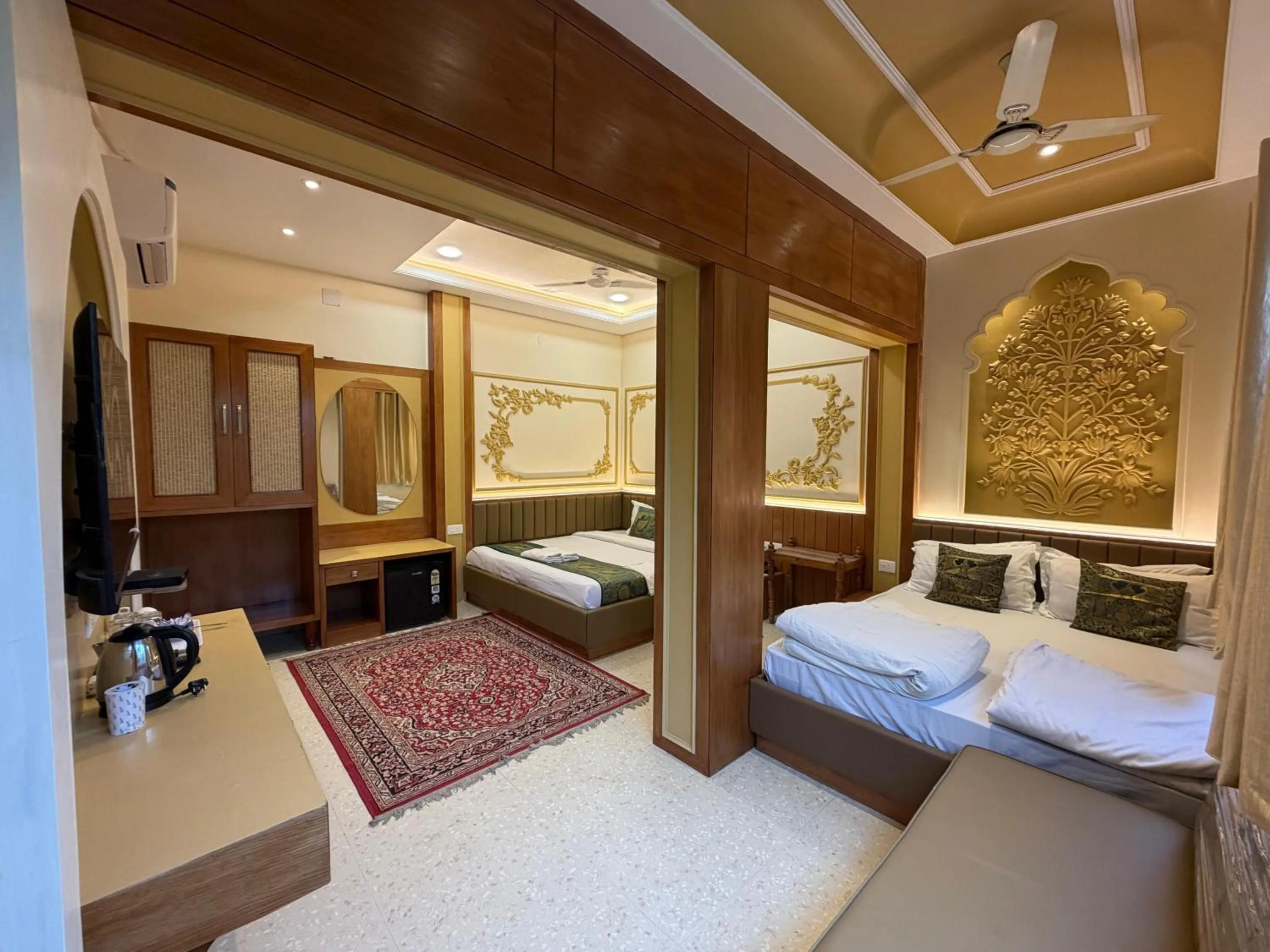 Bed in Hotel Temple On Ganges