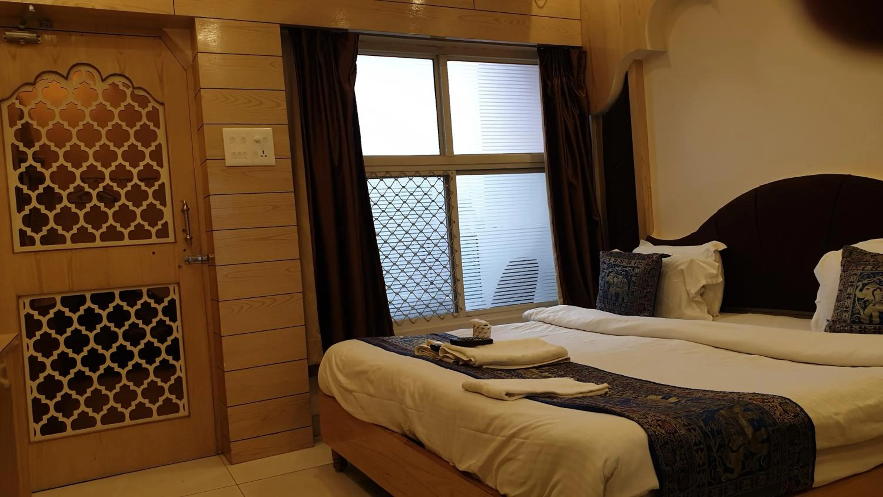 Photo of the whole room, Bed in Hotel Temple On Ganges