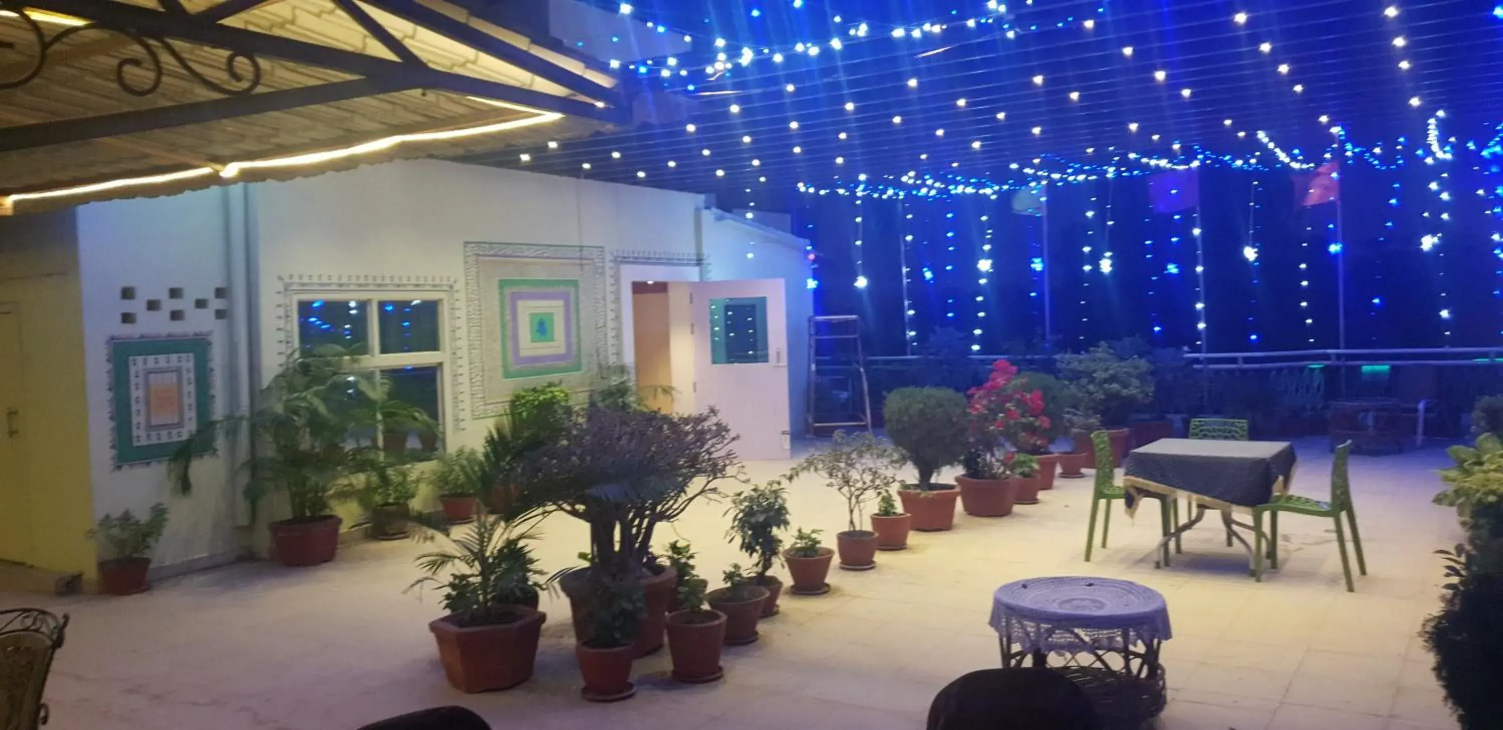 Restaurant/places to eat in Hotel Temple On Ganges Restaurant/places to eat in Hotel Temple On Ganges