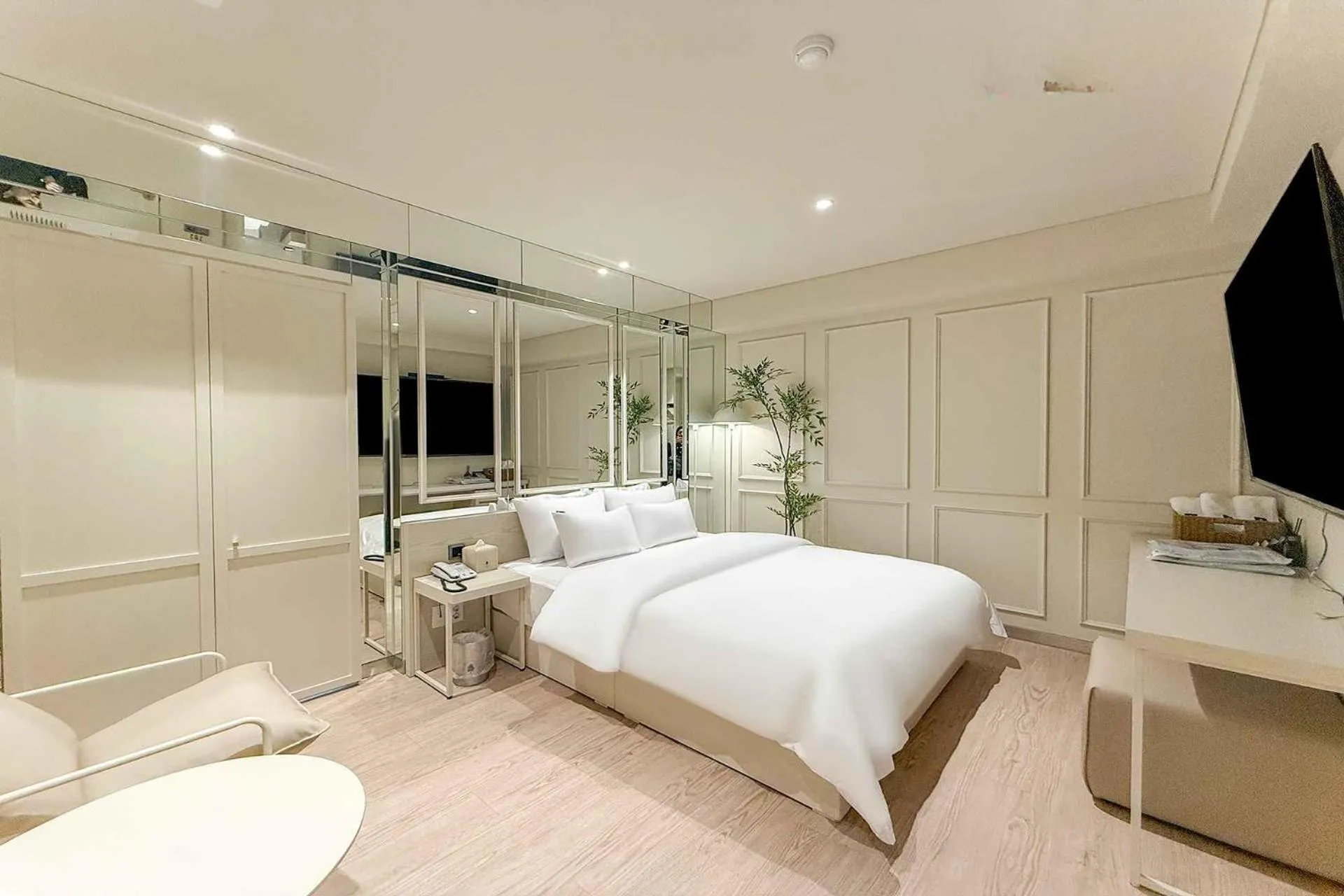 Bed in Sinchon Hotel GAEUL