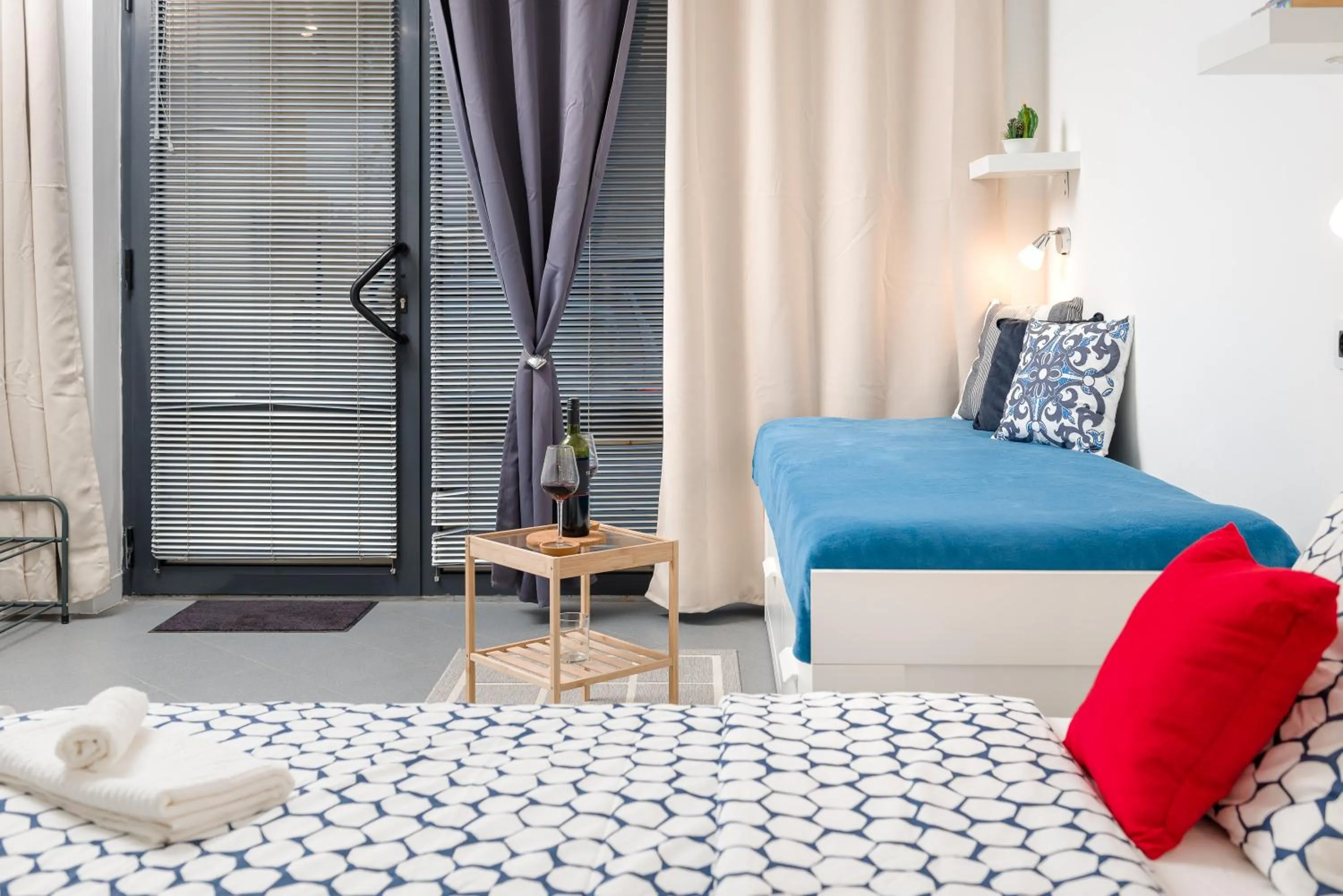 Bedroom, Bed in Studio apartment Sesula