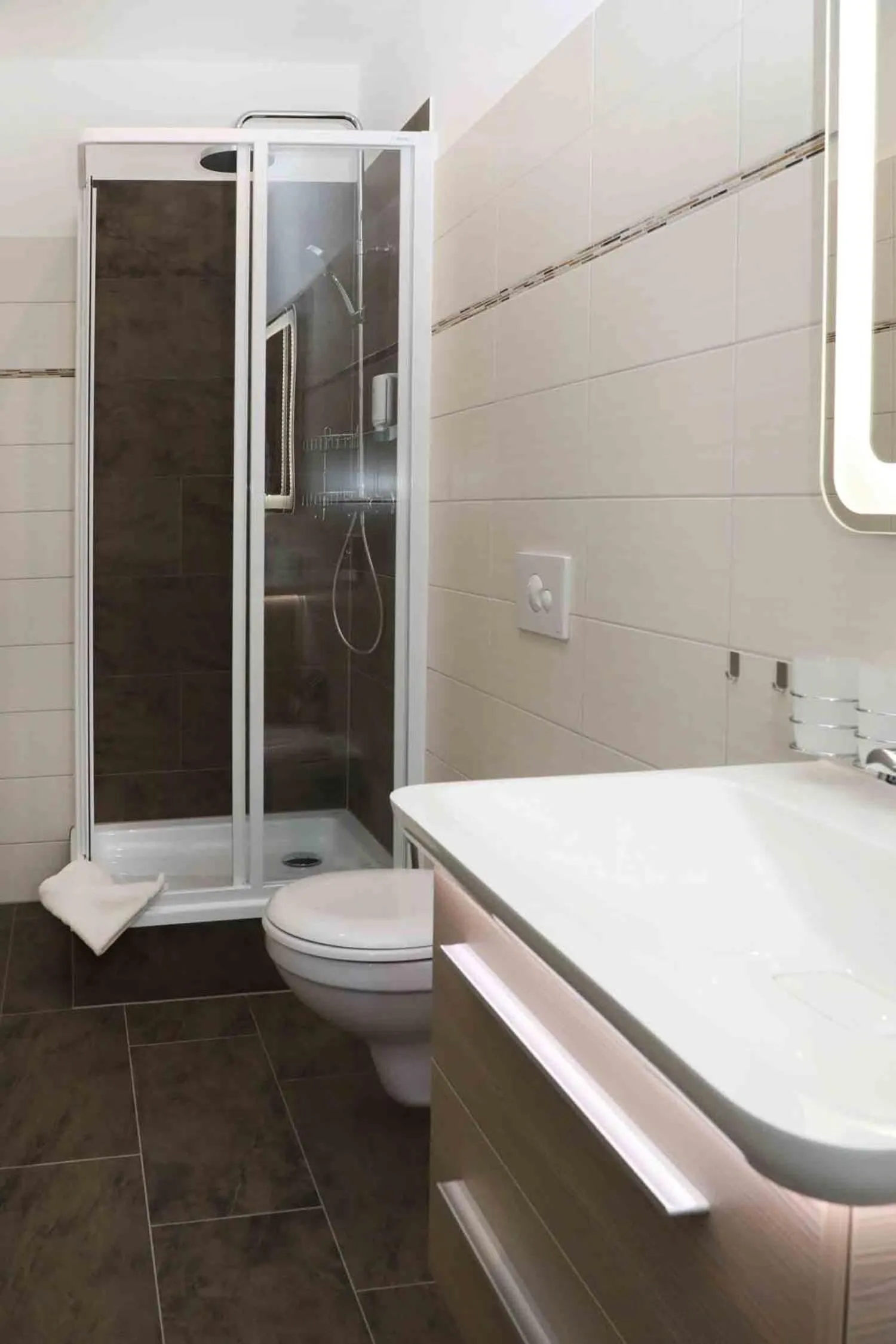 Bathroom in Schlossgasthaus Lichtenwalde