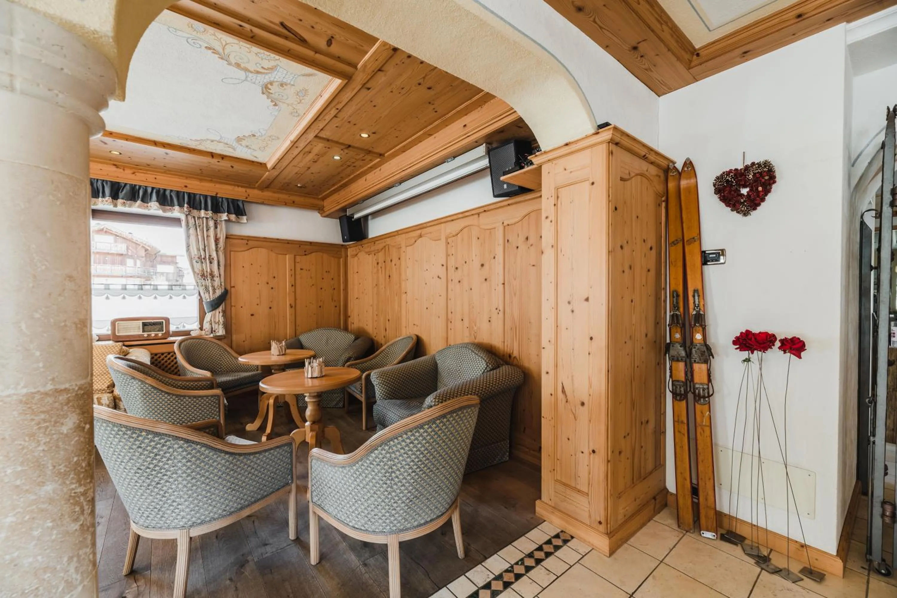 Lounge or bar in Hotel Arnika