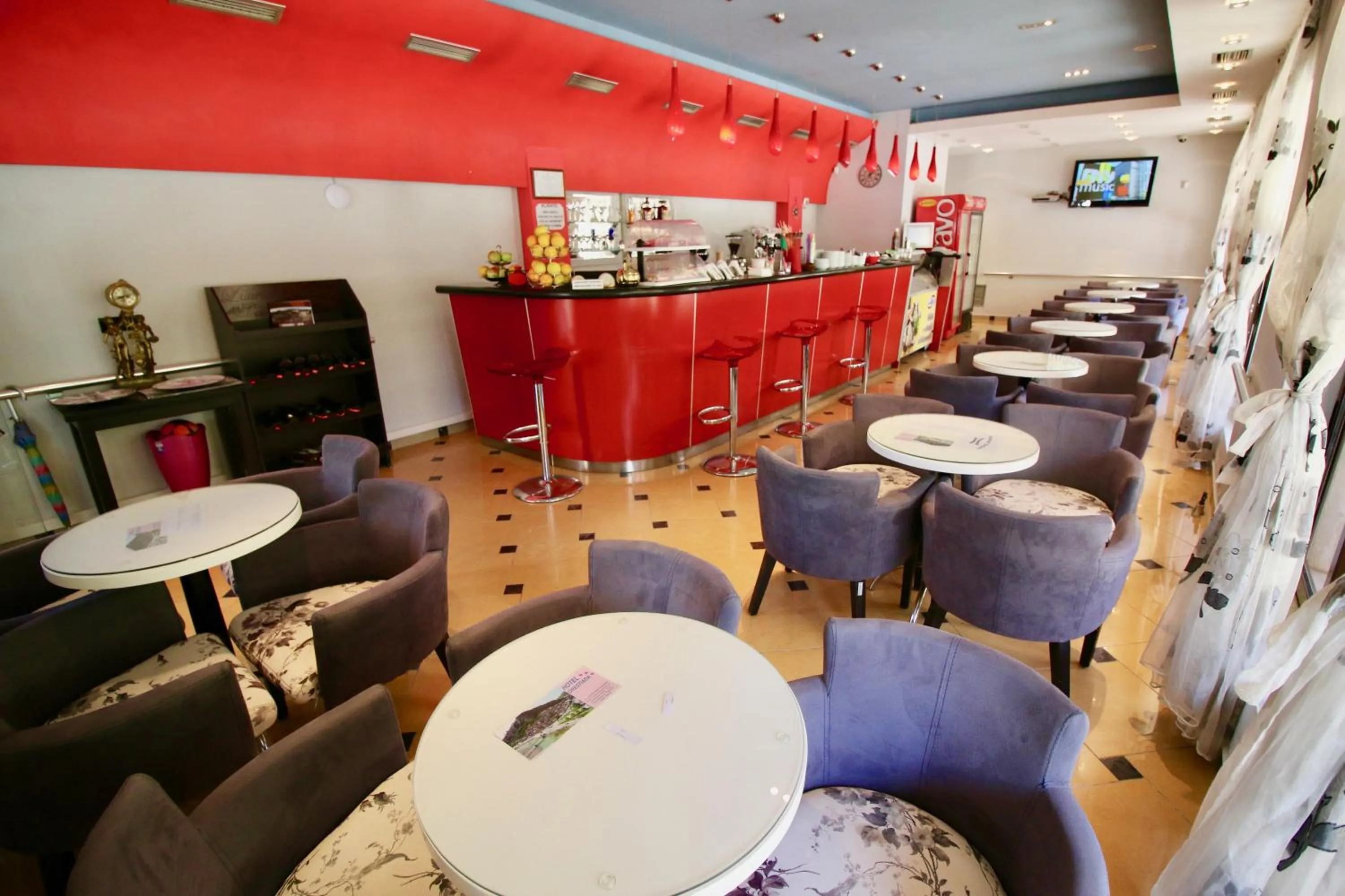 Restaurant/places to eat in Hotel Orestiada