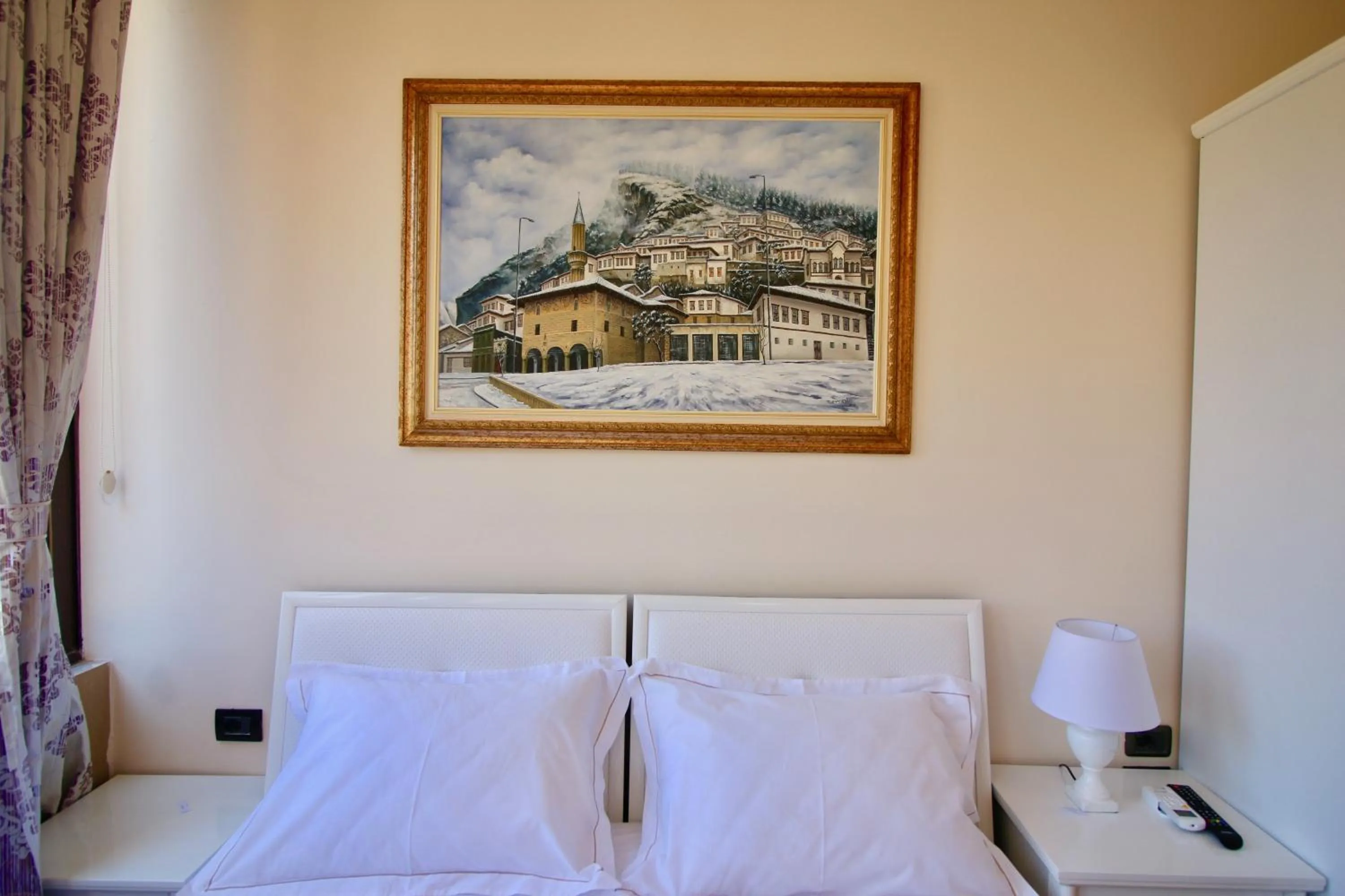 Bed in Hotel Orestiada