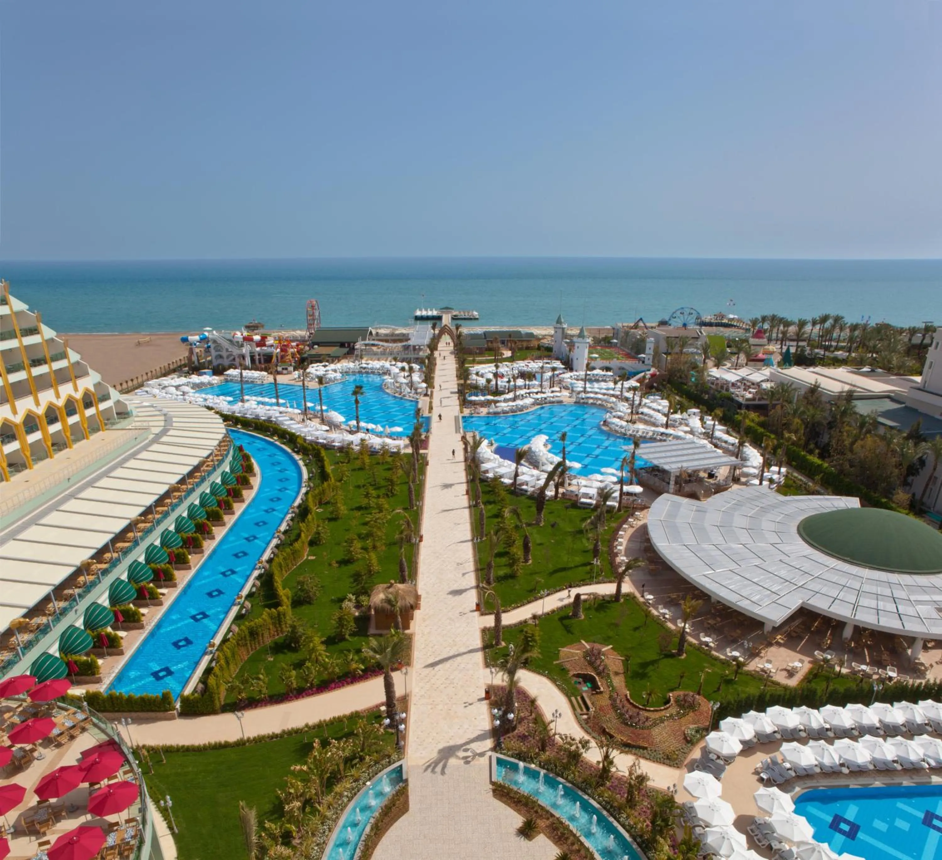 Facade/entrance in Delphin Imperial Lara