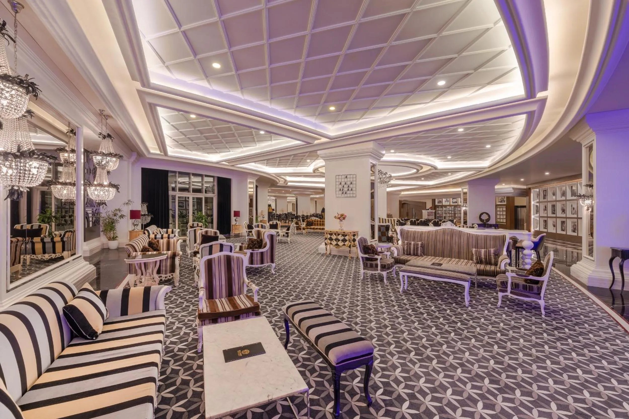 Lobby or reception in Delphin Imperial Lara