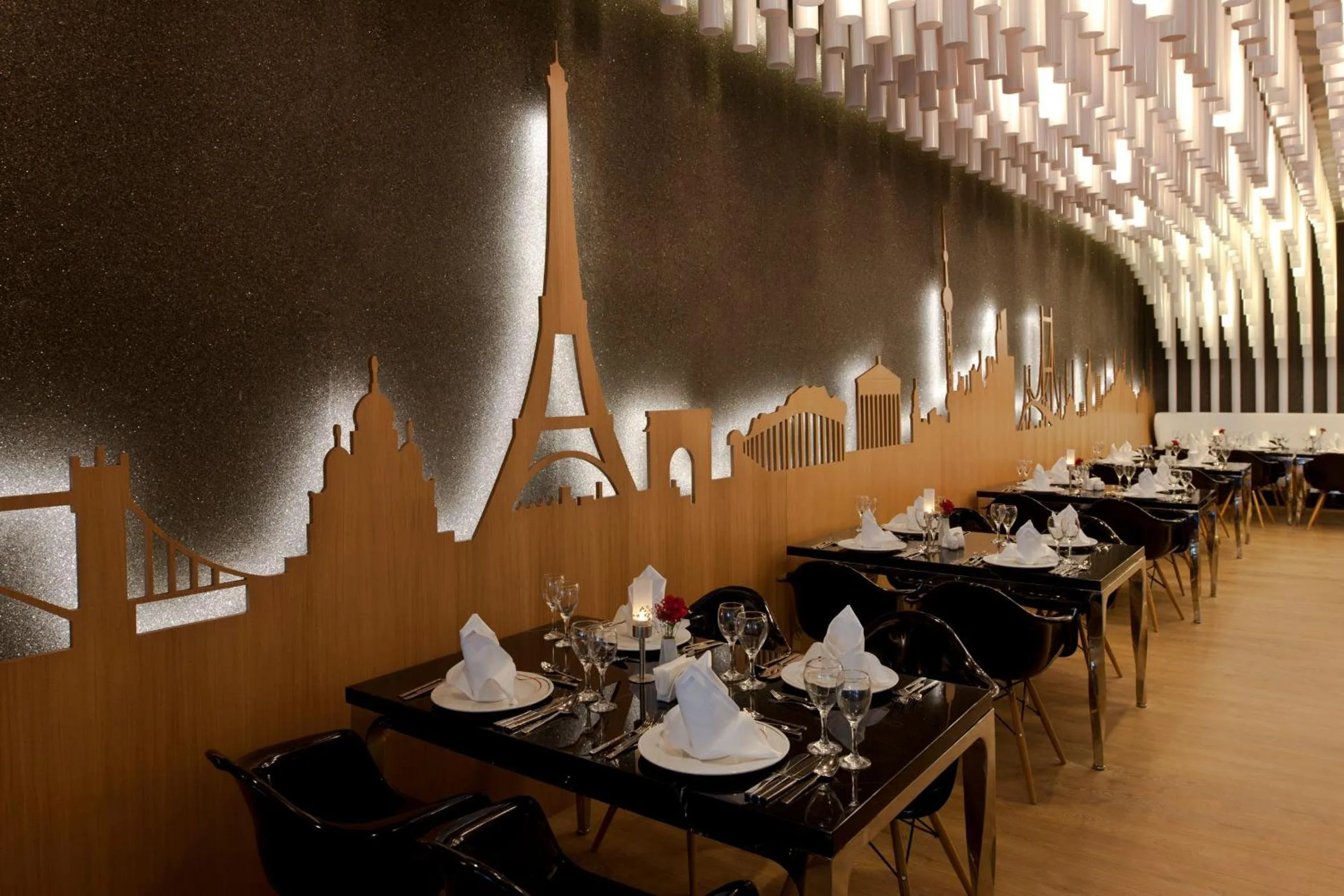 Restaurant/places to eat in Delphin Imperial Lara