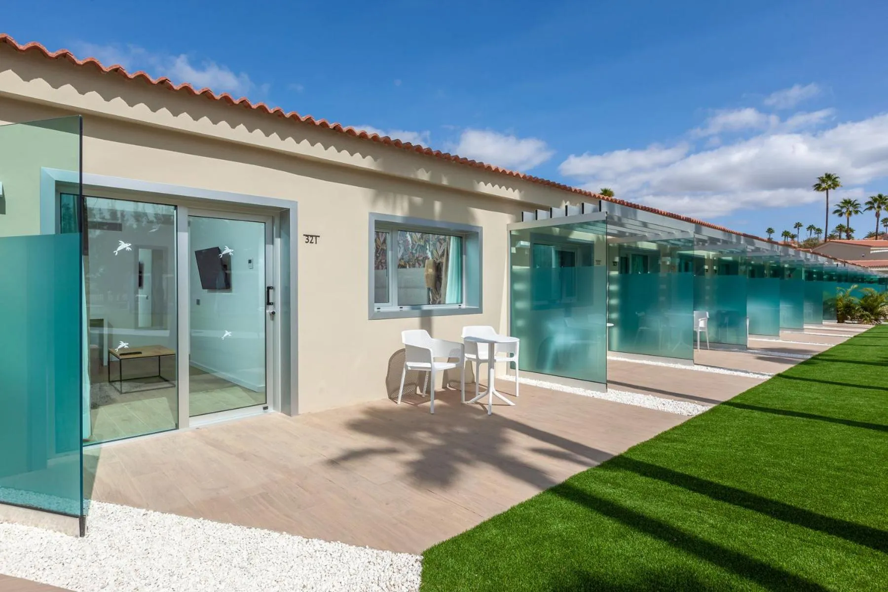 Balcony/Terrace in Kumara Serenoa By Lopesan Hotels