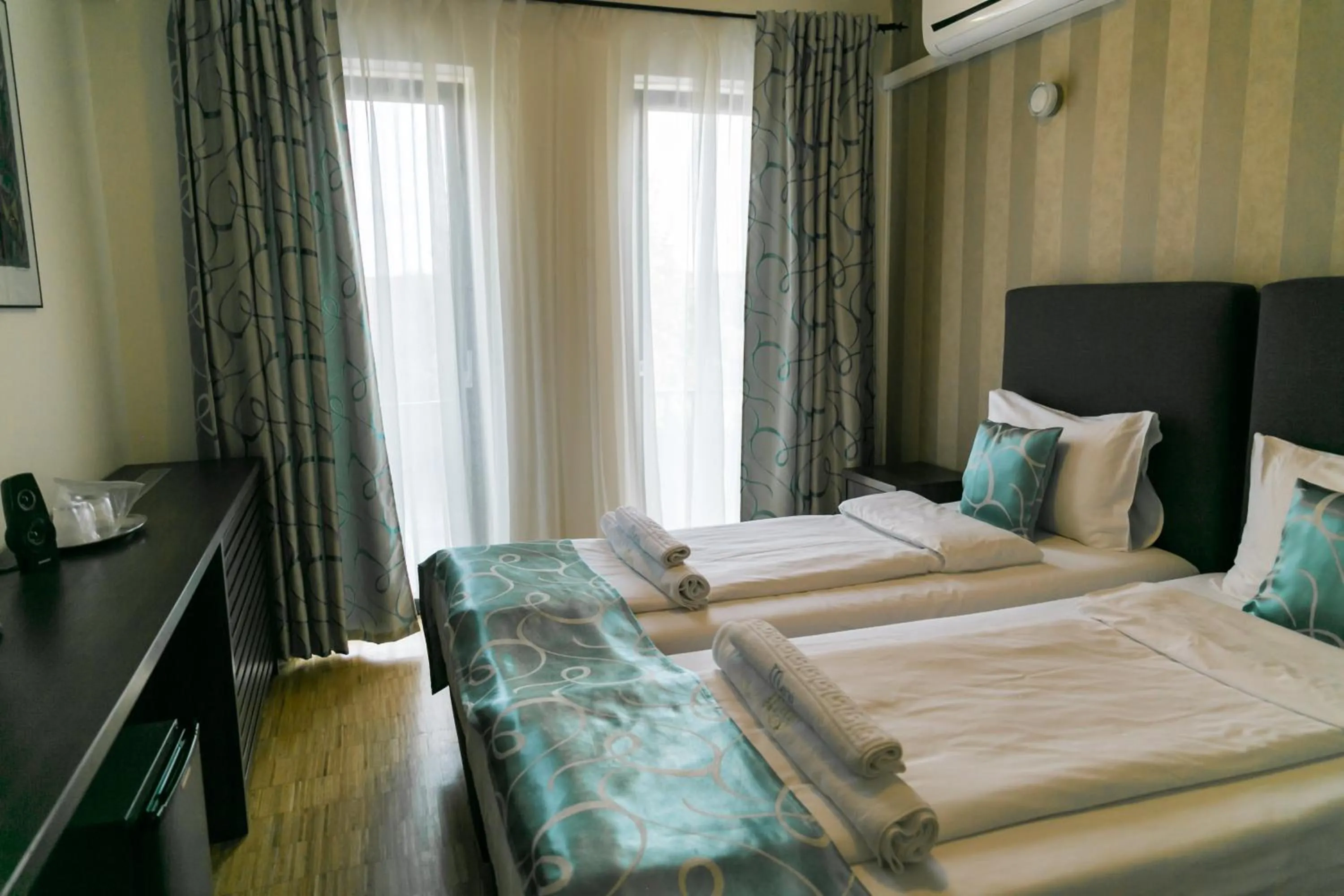 Twin Room in May Residence