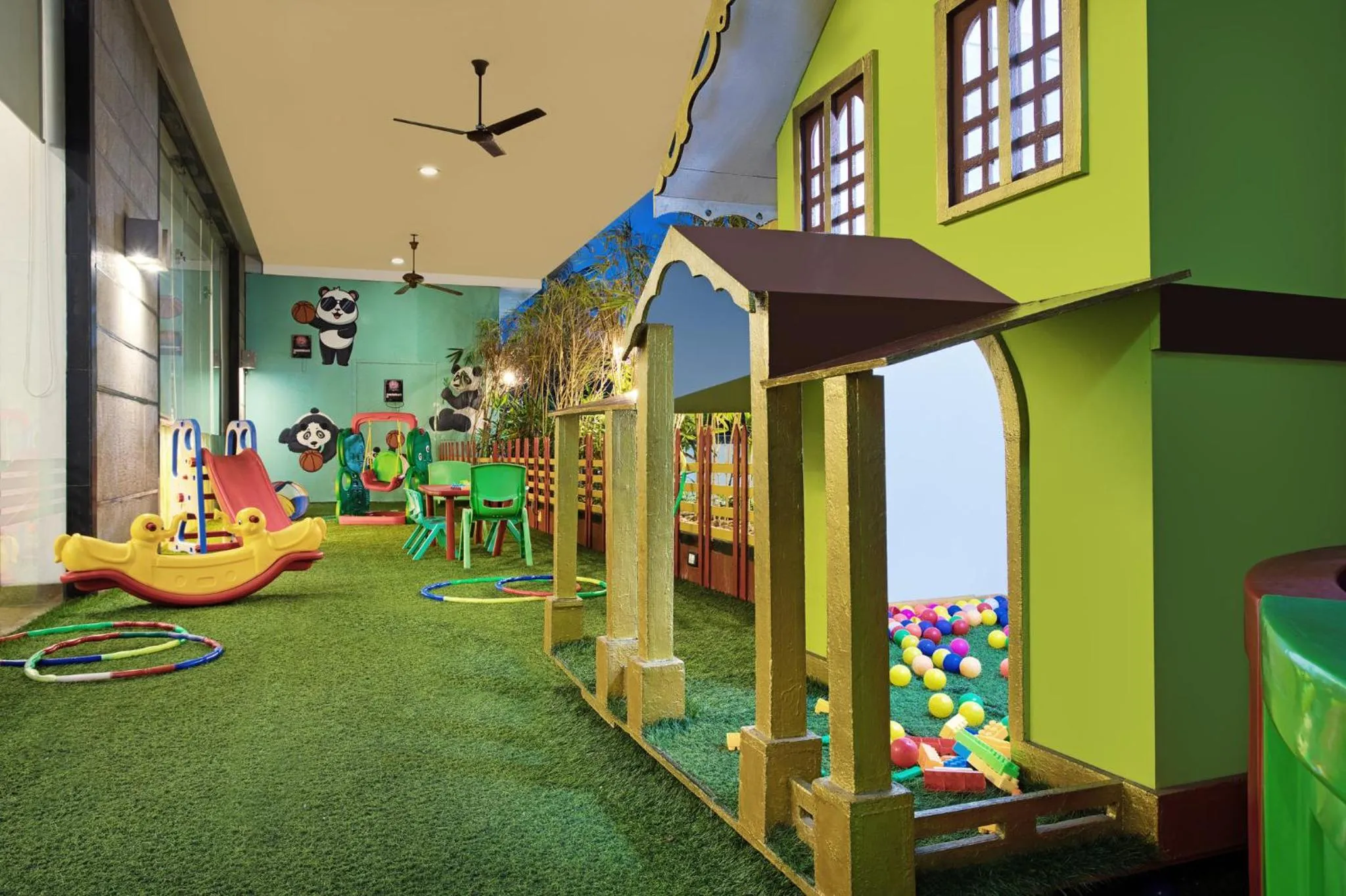 Restaurant/places to eat in Holiday Inn Cochin by IHG