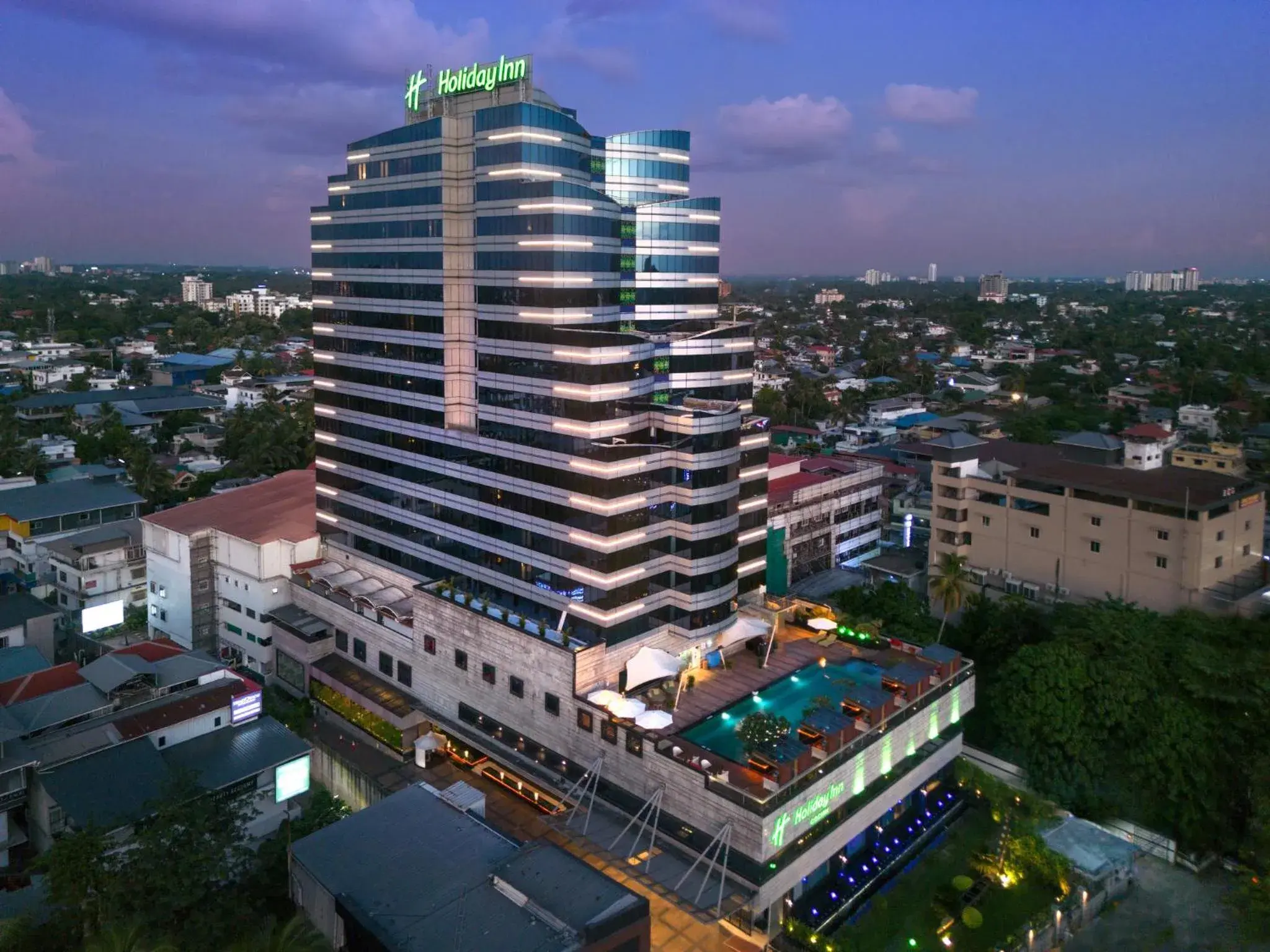 Property building in Holiday Inn Cochin by IHG Property building in Holiday Inn Cochin by IHG