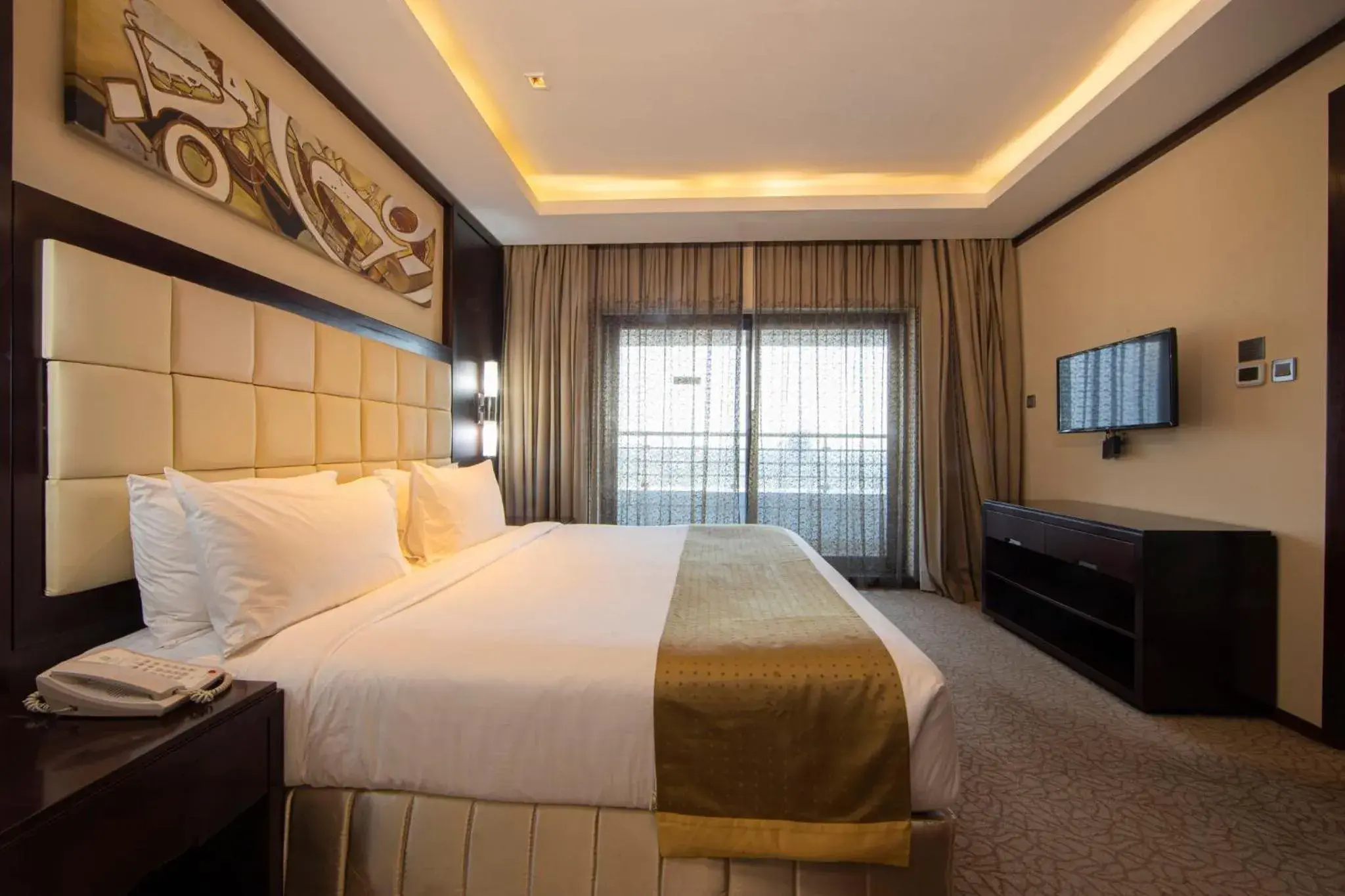 Bedroom, Bed in Holiday Inn Cochin by IHG Bedroom, Bed in Holiday Inn Cochin by IHG