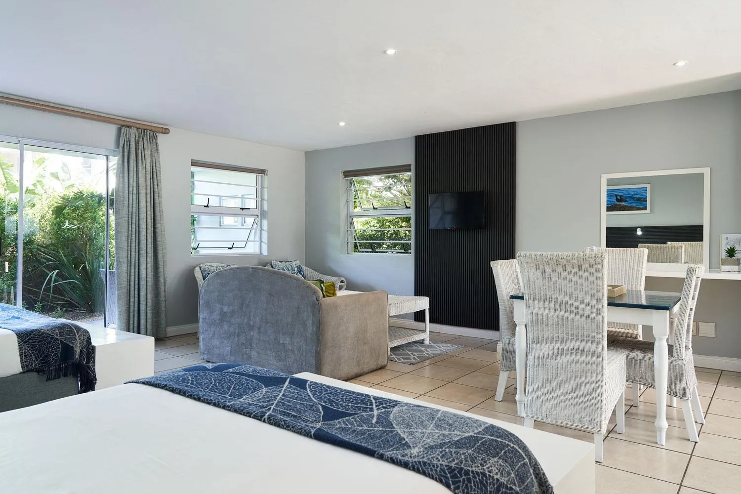 TV and multimedia, Bed in Cape St Francis Resort