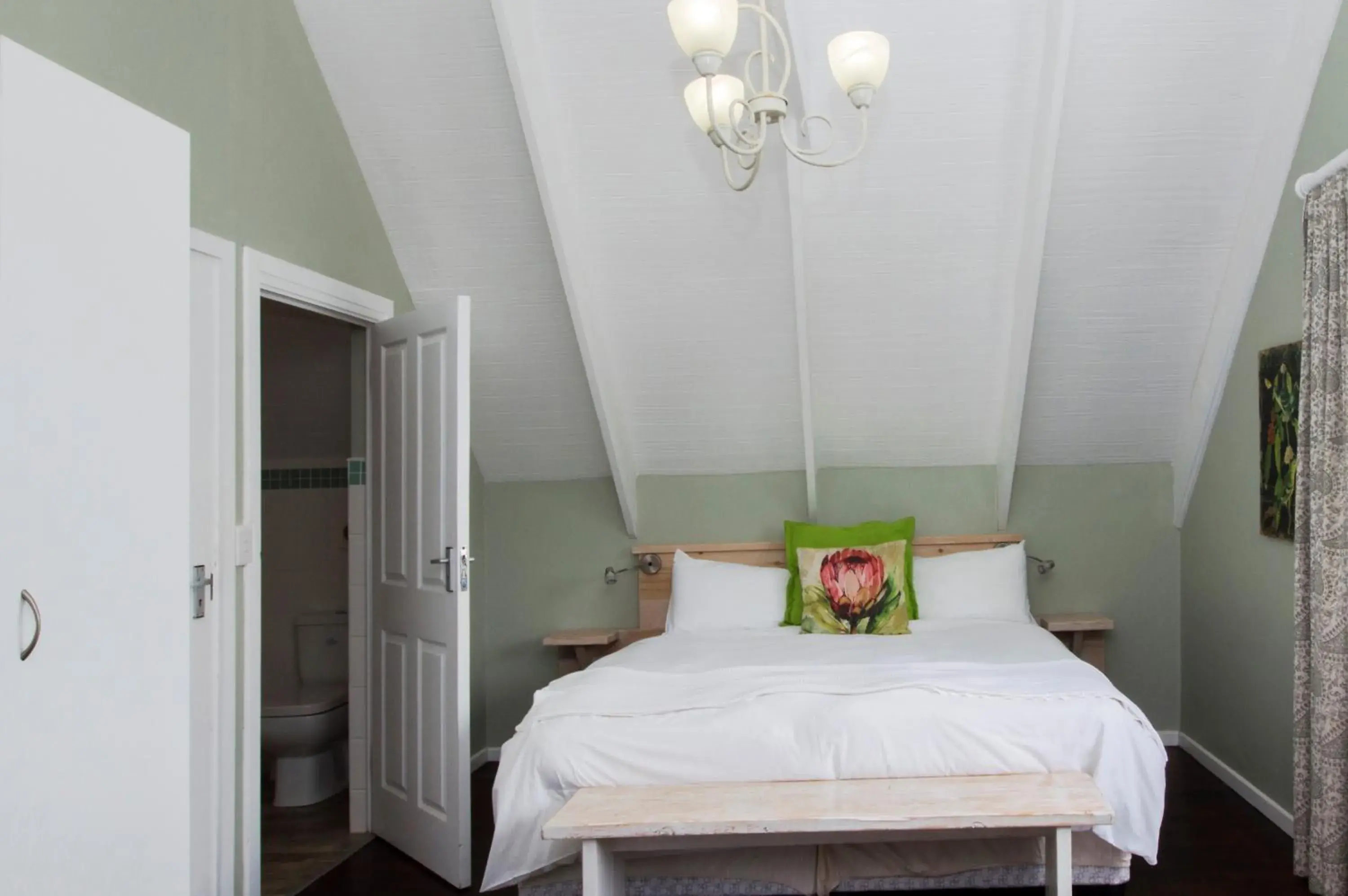 Bed in Cape St Francis Resort Bed in Cape St Francis Resort