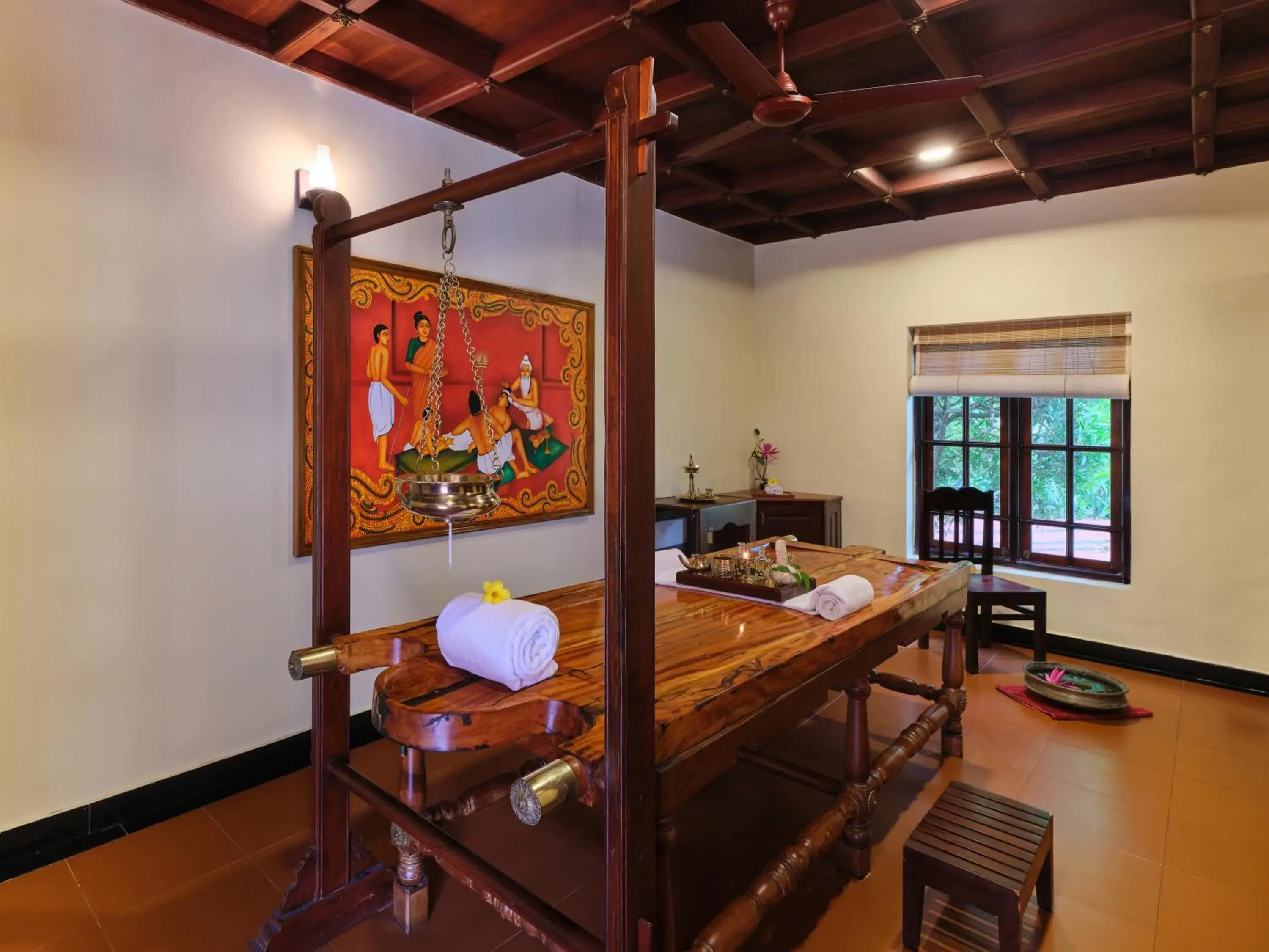 Bed in Sterling Lake Palace Alleppey Bed in Sterling Lake Palace Alleppey