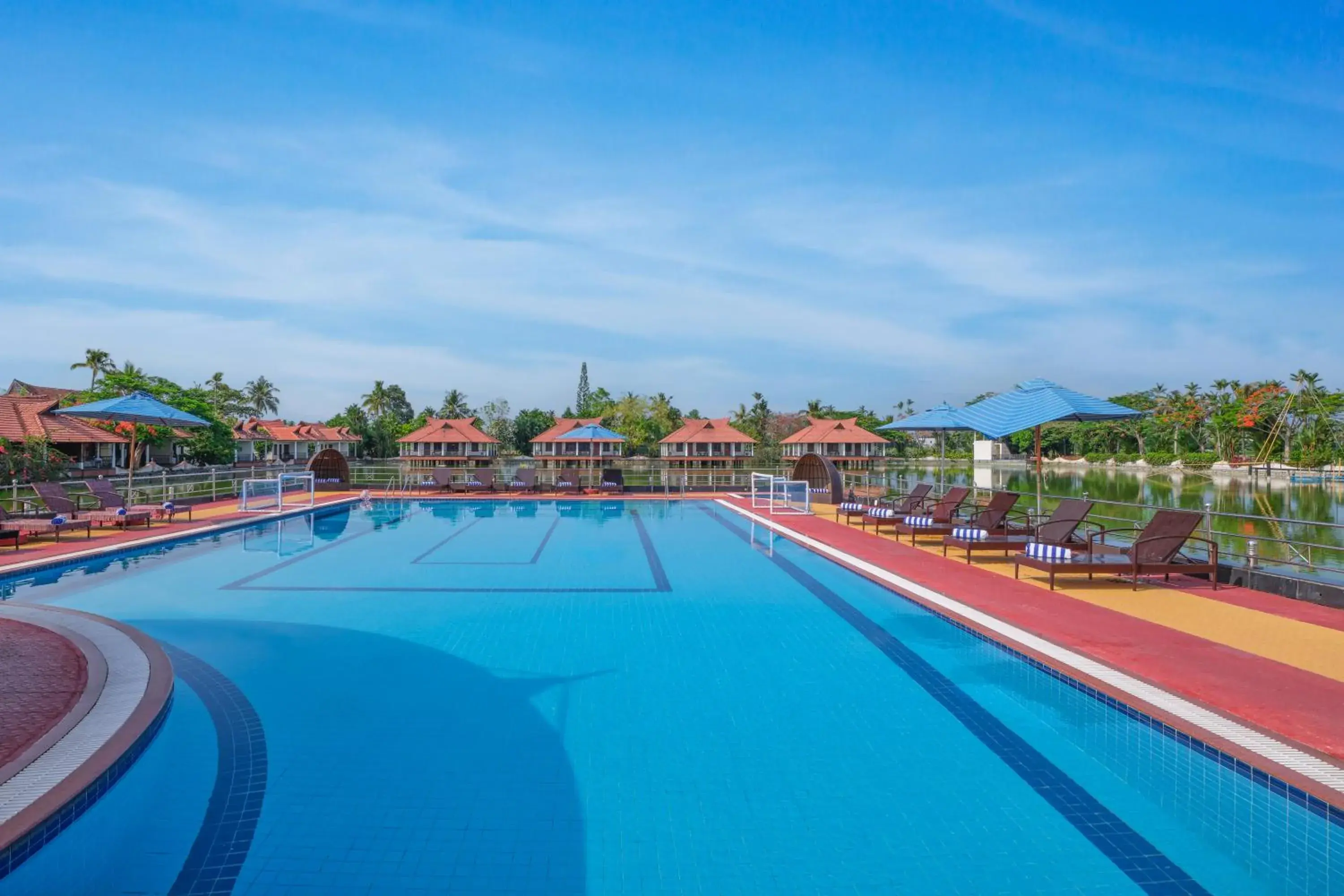 Swimming pool in Sterling Lake Palace Alleppey Swimming pool in Sterling Lake Palace Alleppey