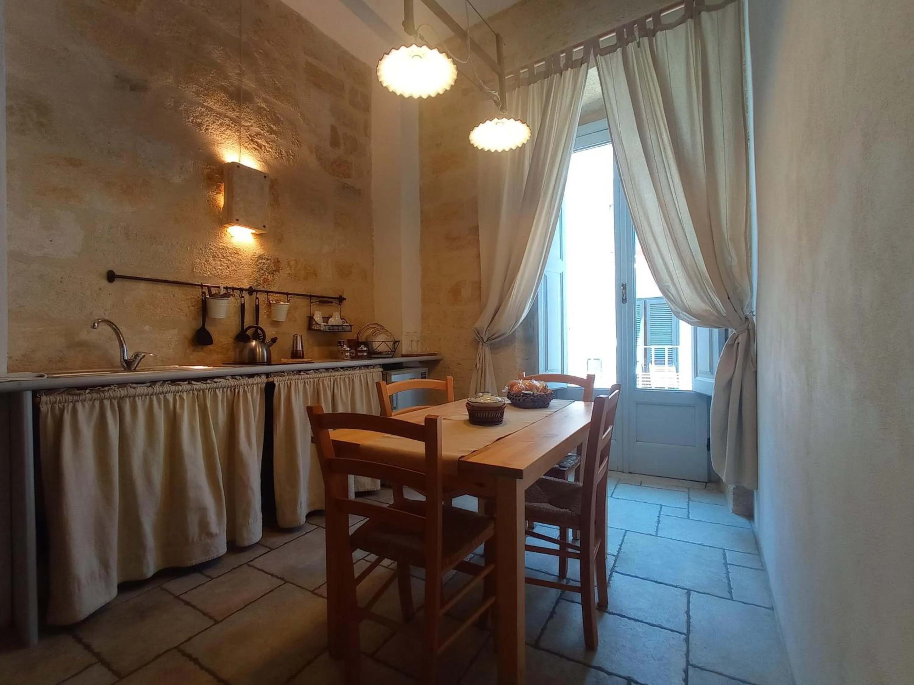 Kitchen or kitchenette in Bed & Breakfast Casa Lopez