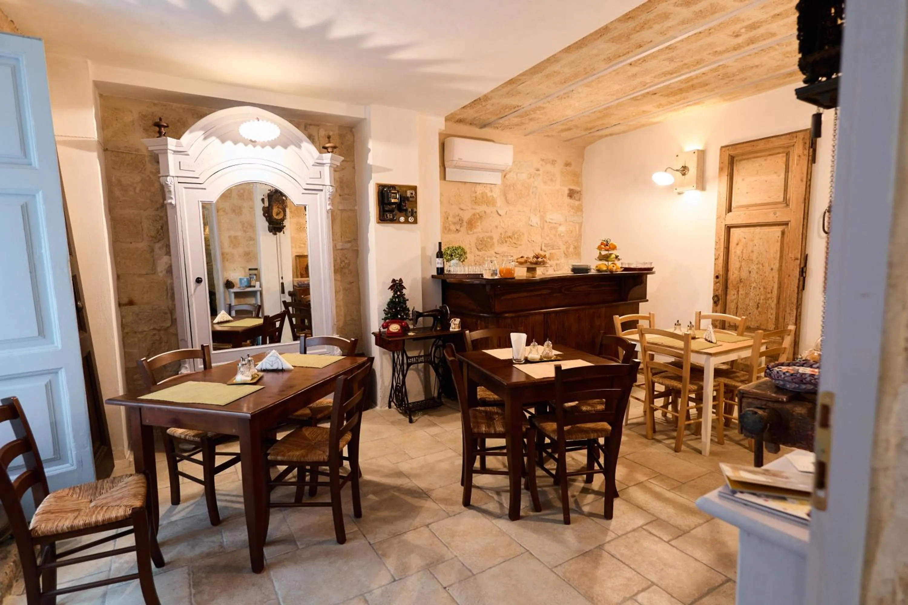 Breakfast in Bed & Breakfast Casa Lopez