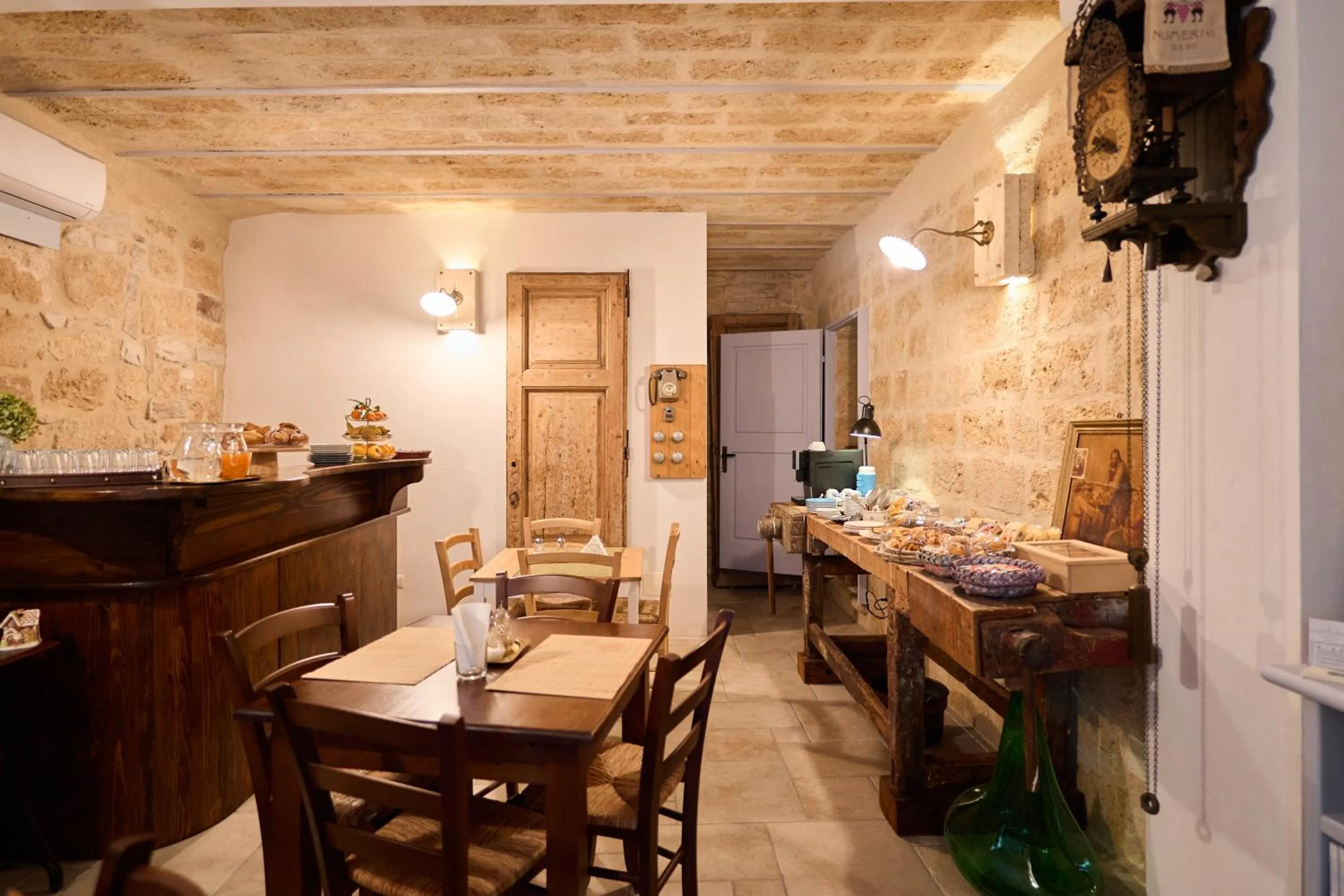 Breakfast in Bed & Breakfast Casa Lopez