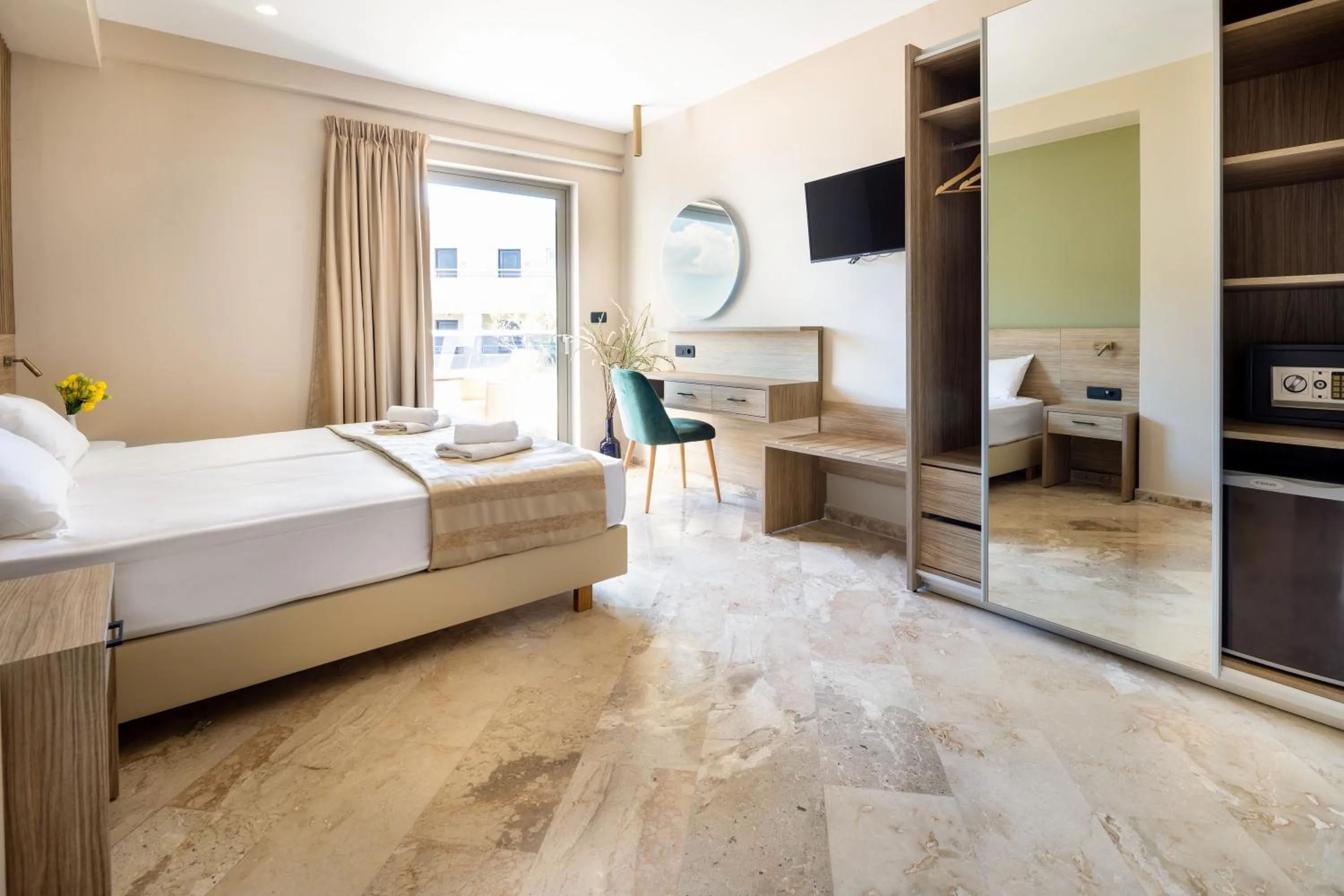 Elena Beach Hotel