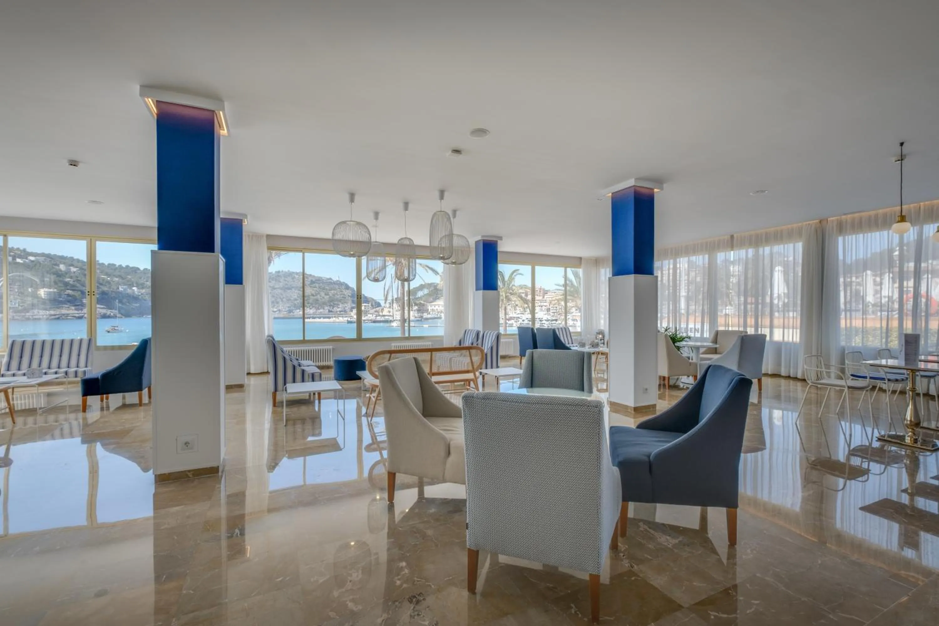 Living room in Hotel Eden Soller